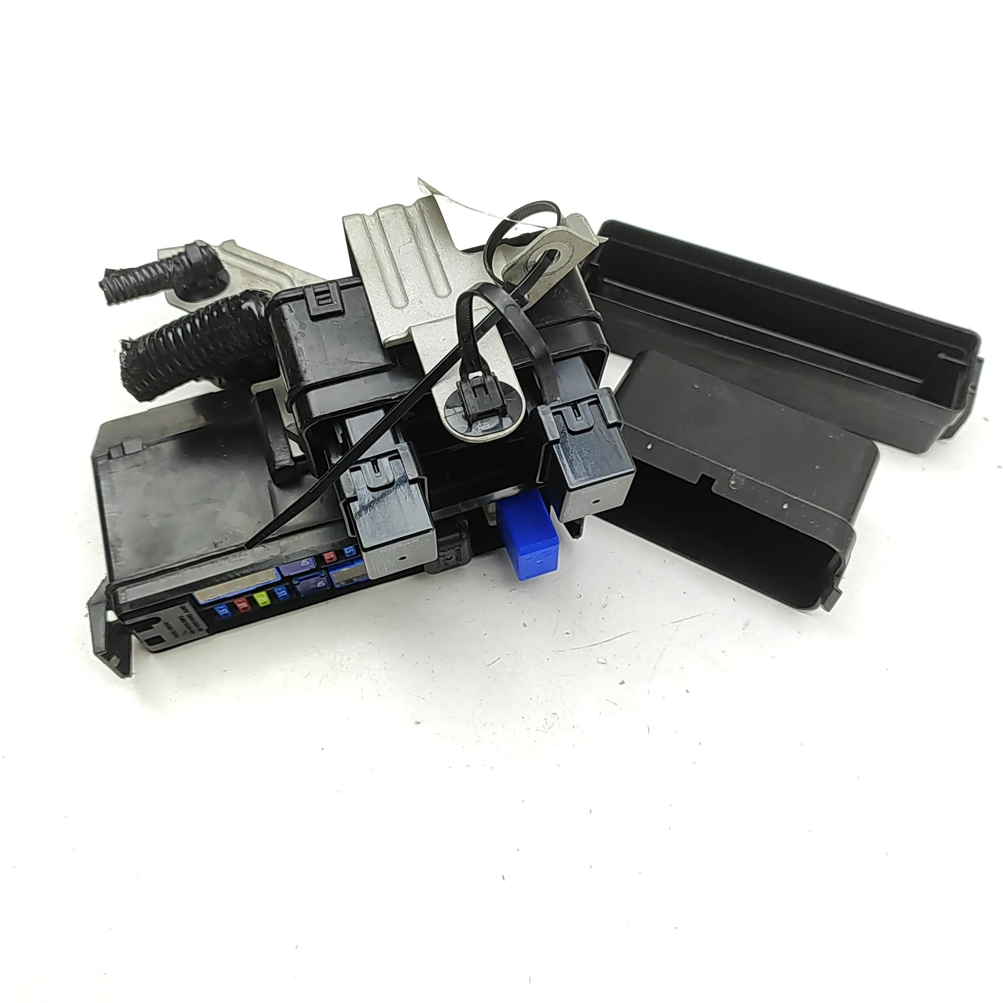 Nissan GT-R Fuse Box Module