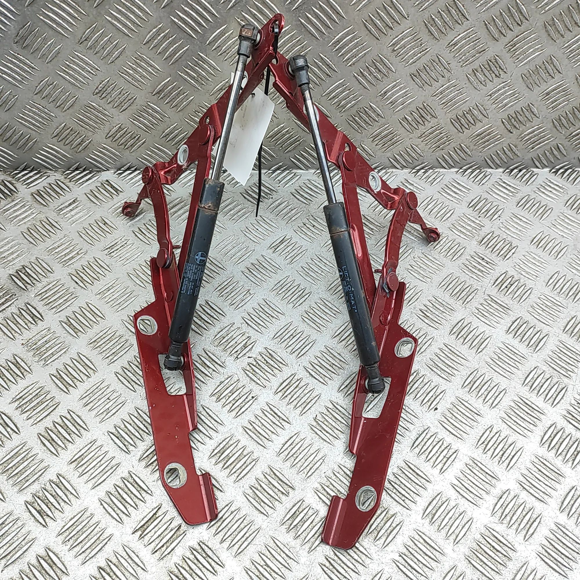 Jaguar XK Tailgate hinge set Tailgate hinge set — JAGUAR XK (8 Coupe X100) (...