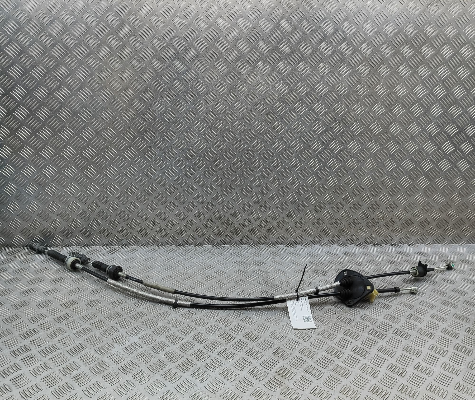 Iveco Daily Gear selector cables Gear selector cables — IVECO DAILY (VI Flatbed)...