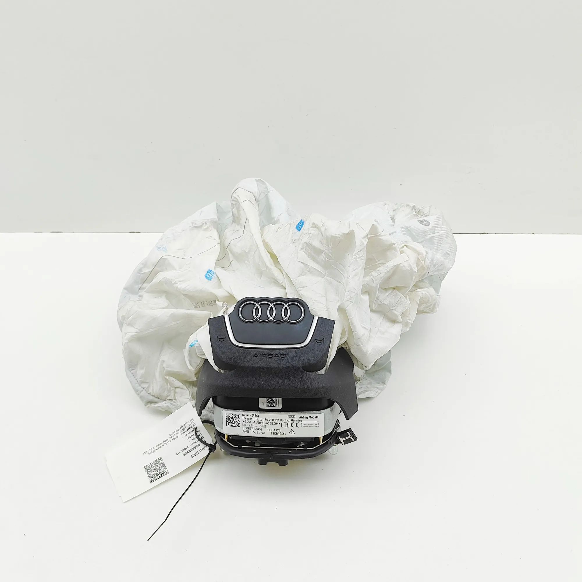 Audi Q3 (F3) Steering Wheel Safety Bag SRS Steering Wheel Safety Bag SRS — AUDI Q3 (Sportb...