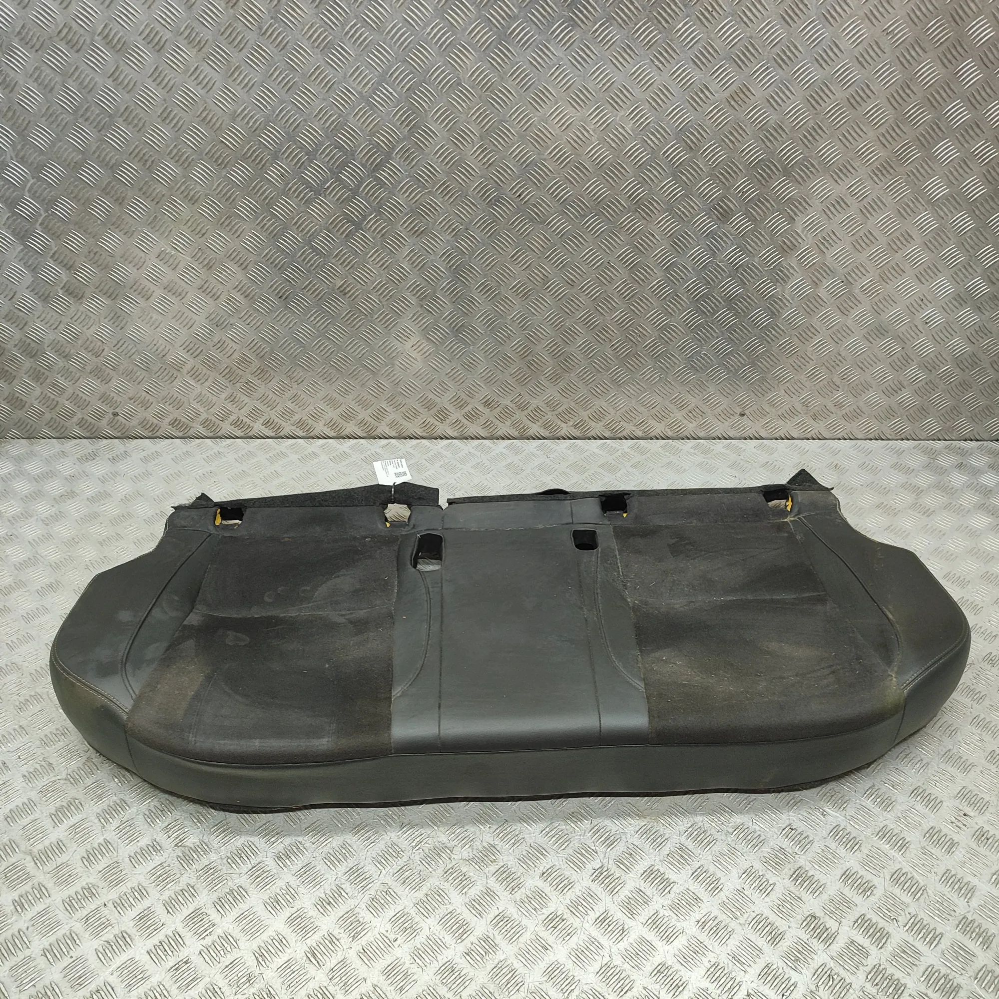 Suzuki Grand Vitara Rear seat Rear seat — SUZUKI VITARA (LY) (2015-...) — 870...