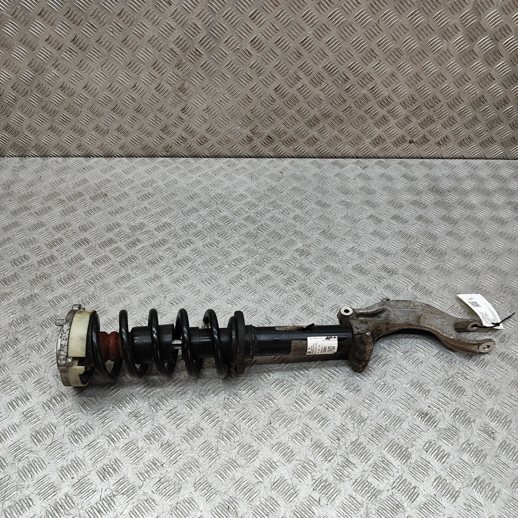 Audi Q5 (FY) Shock absorber — front left Shock absorber — front left — AUDI Q5 (FY) (201...