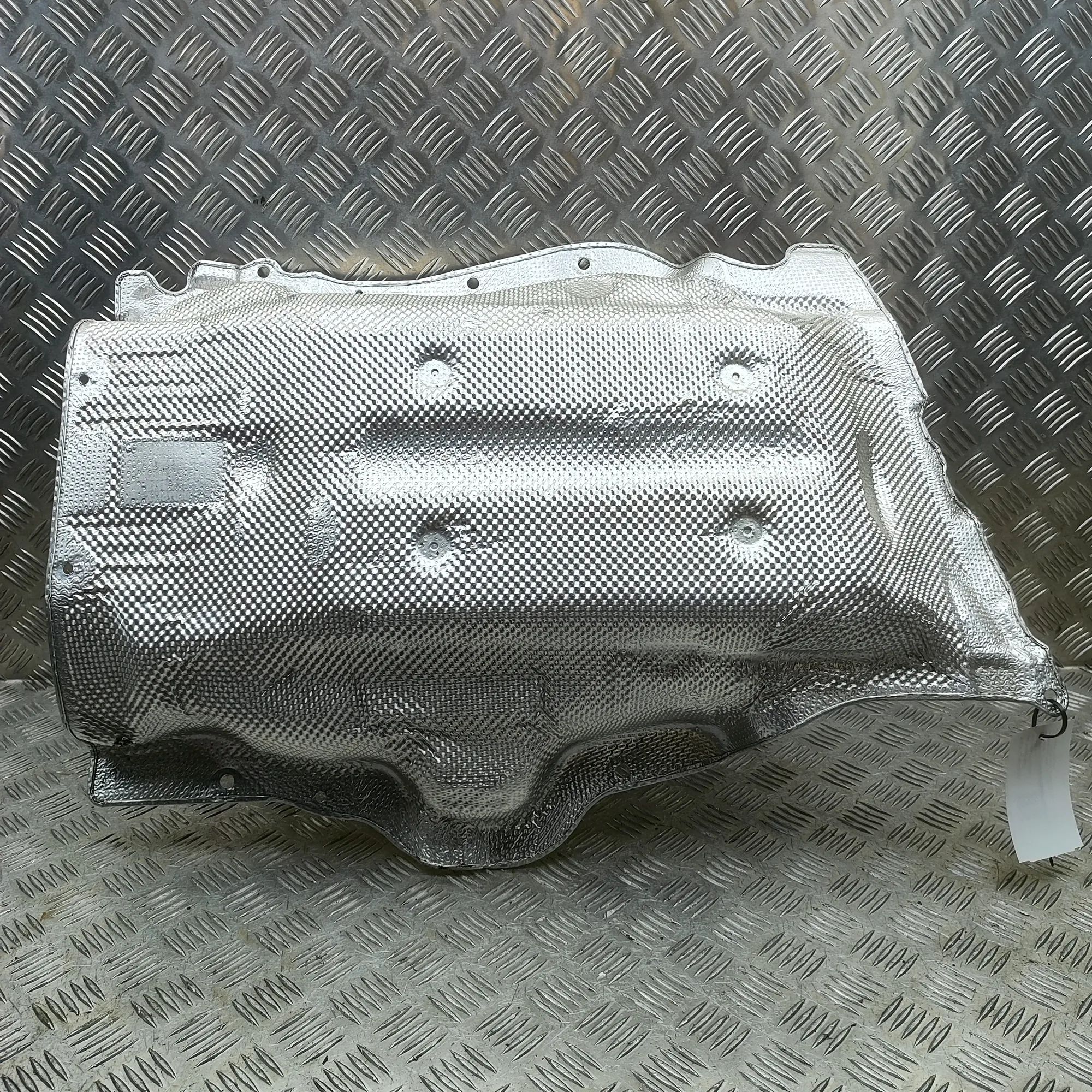 BMW X5 (G05) Heat shield Heat shield — BMW X5 (G05) (2018-...) — 9477792...
