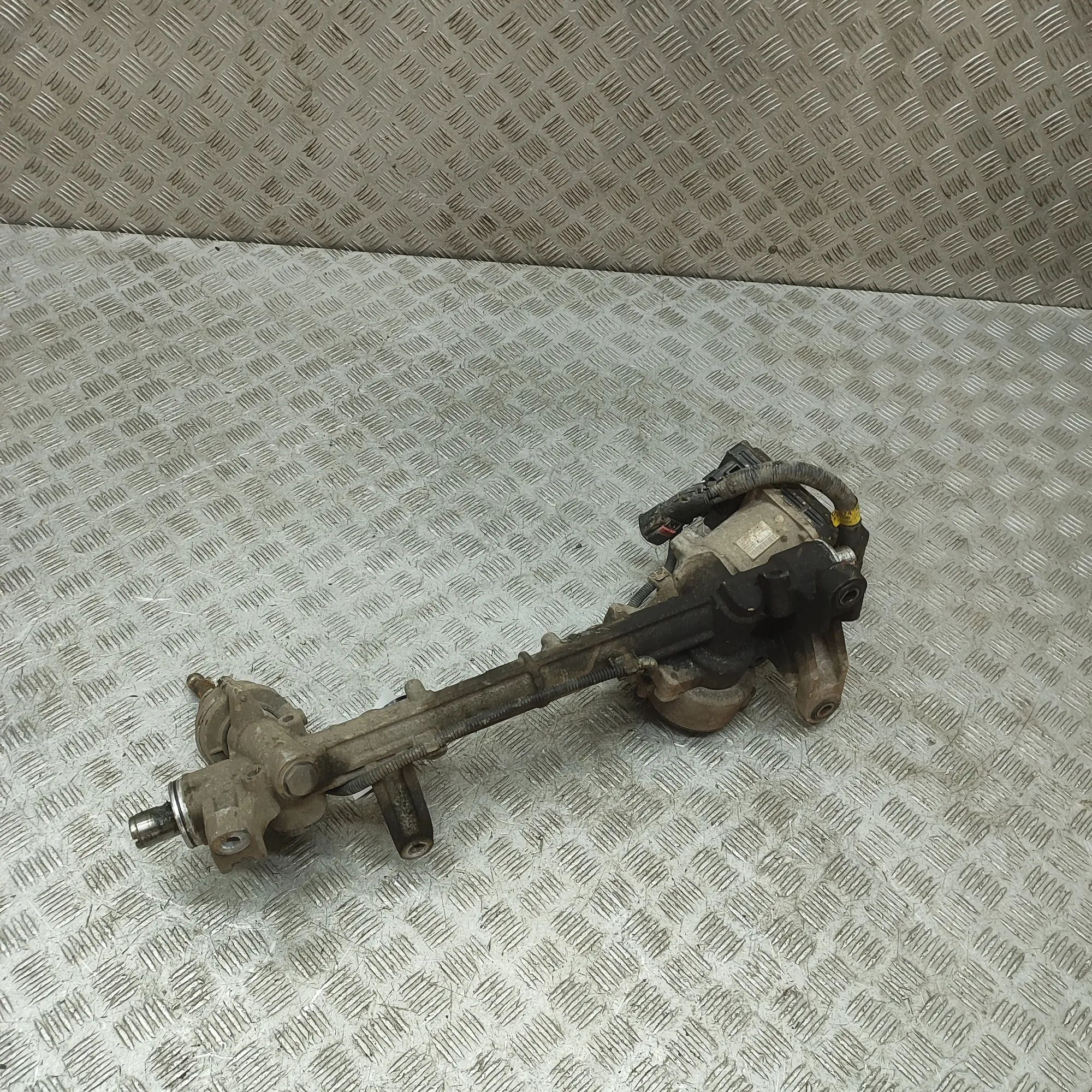Hyundai Tucson roolilatt / roolikarp Steering Rack — HYUNDAI TUCSON (TL, TLE) (2015-...