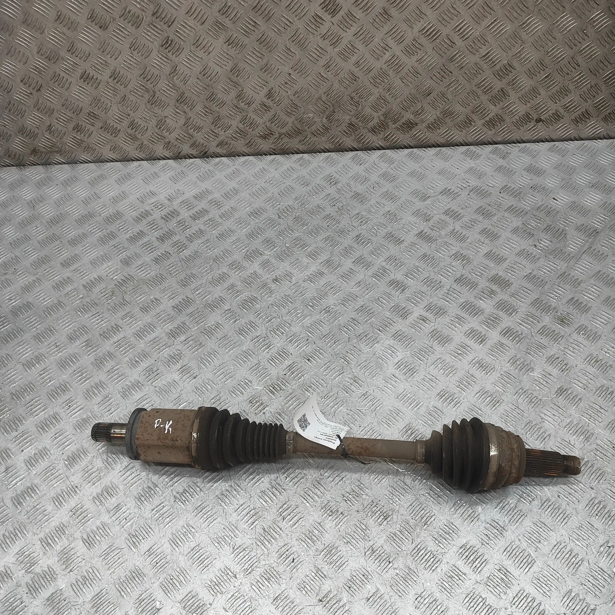 BMW X5 (E70) Front Left Driveshaft Front Left Driveshaft — BMW X5 (E70) (2006-2013...