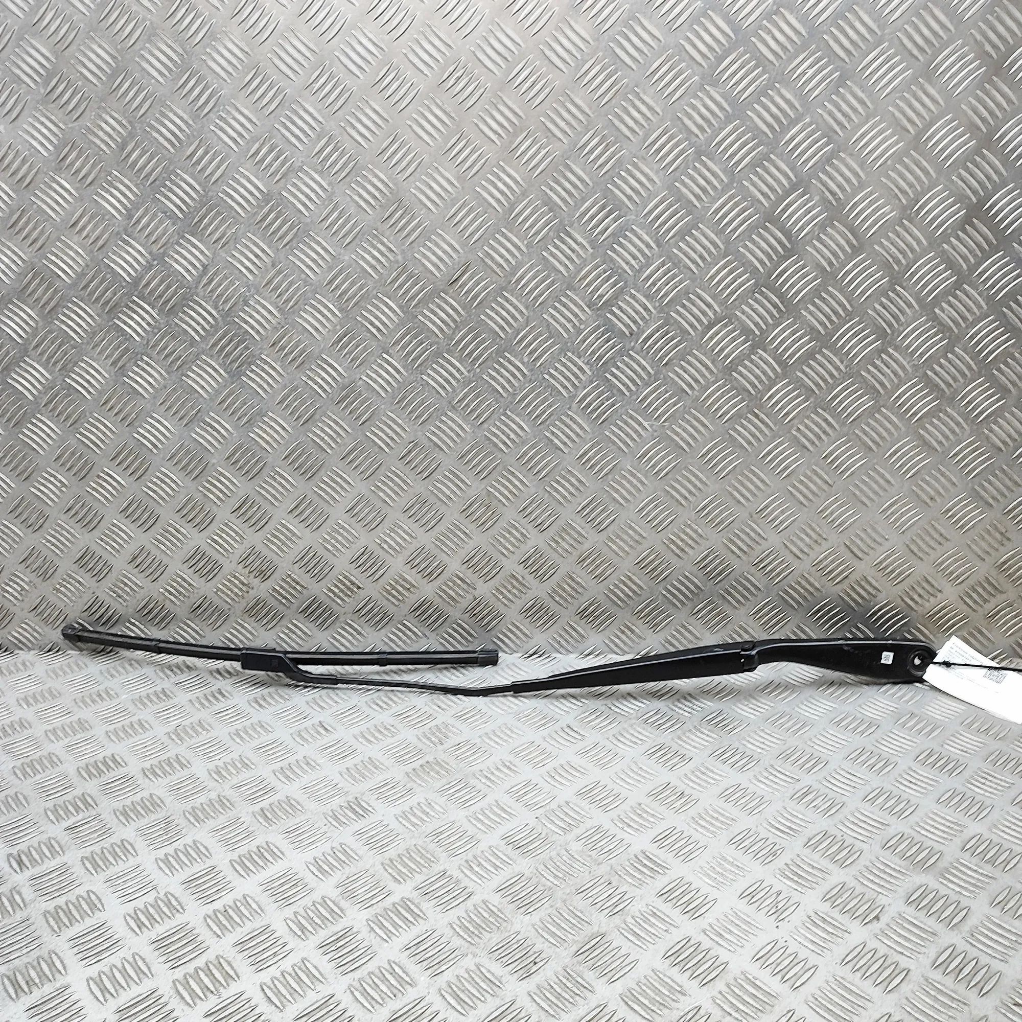BMW X5 (G05) Front Wiper Arms Front Wiper Arms — BMW X5 (G05) (2018-...) — 5A...