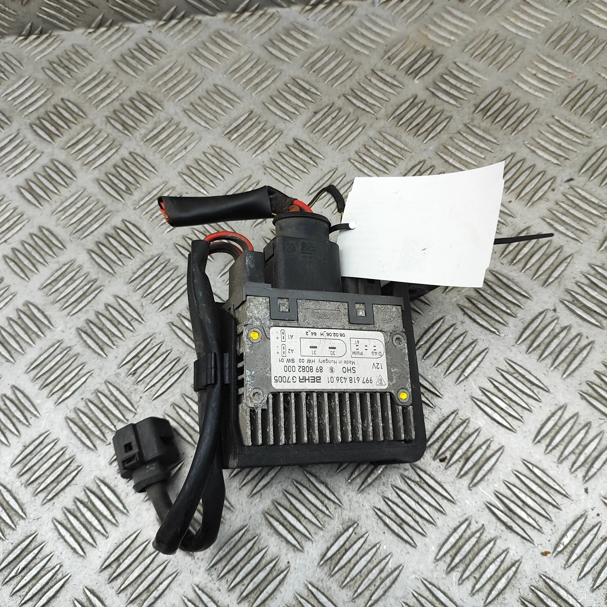 Porsche Boxster (987) Cooling fan control unit Cooling Fan Control Unit — PORSCHE BOXSTER (987...