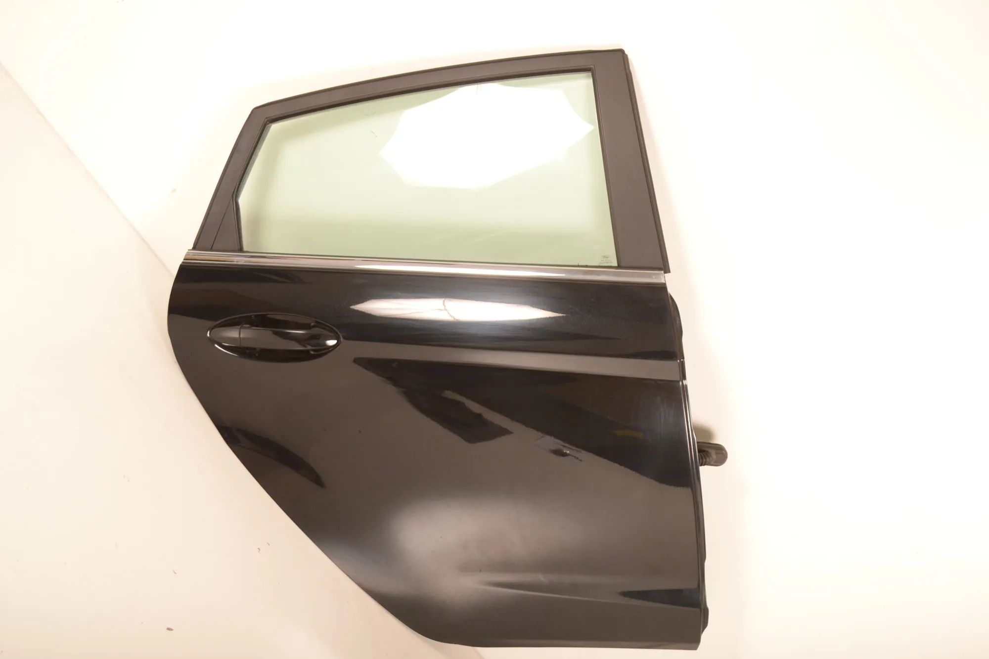 Ford Fiesta Door — rear right Door — rear right — FORD FIESTA (VI) (2008-...)...