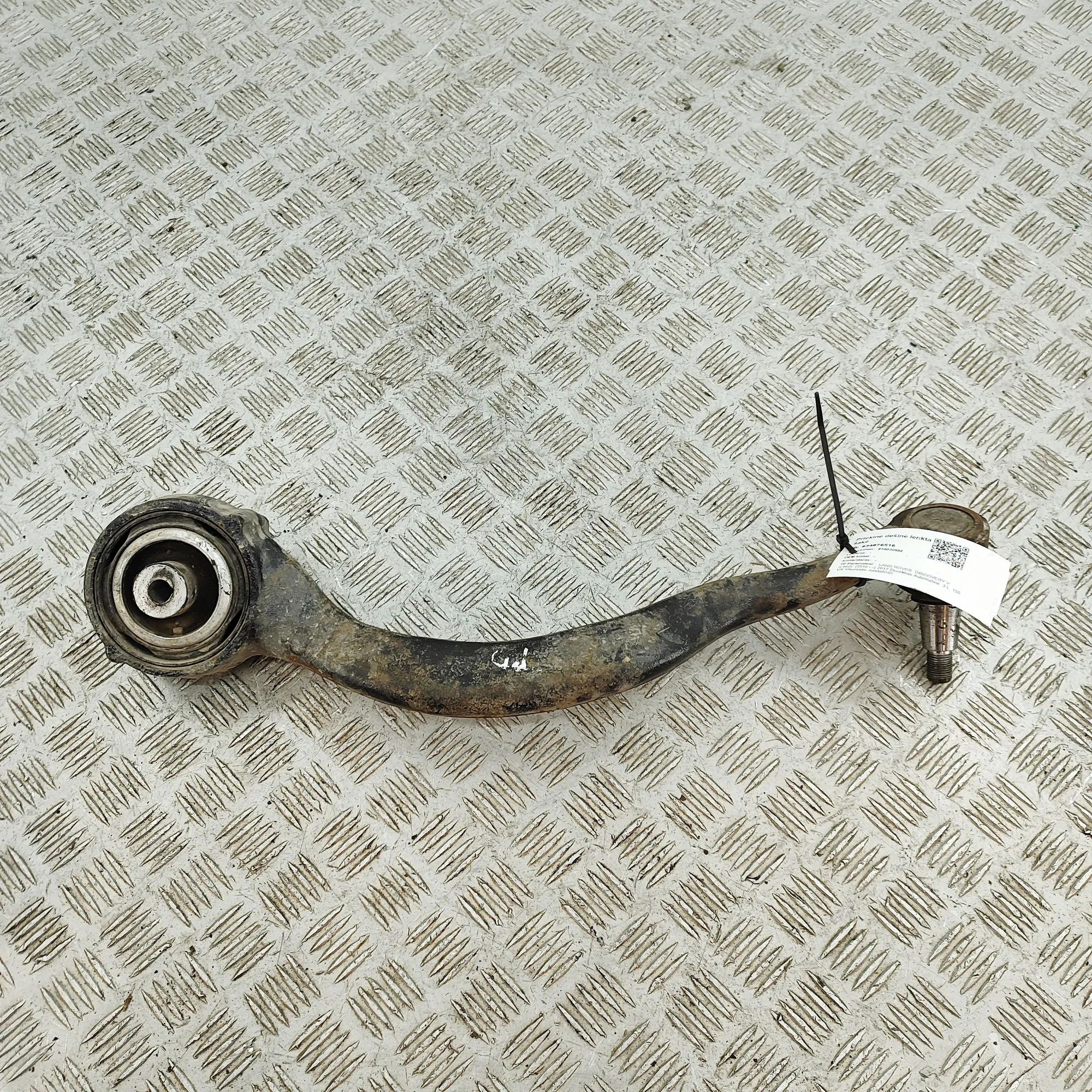 Land Rover Discovery Front Right Curved Control Arm Front Right Curved Control Arm — LAND ROVER DIS...