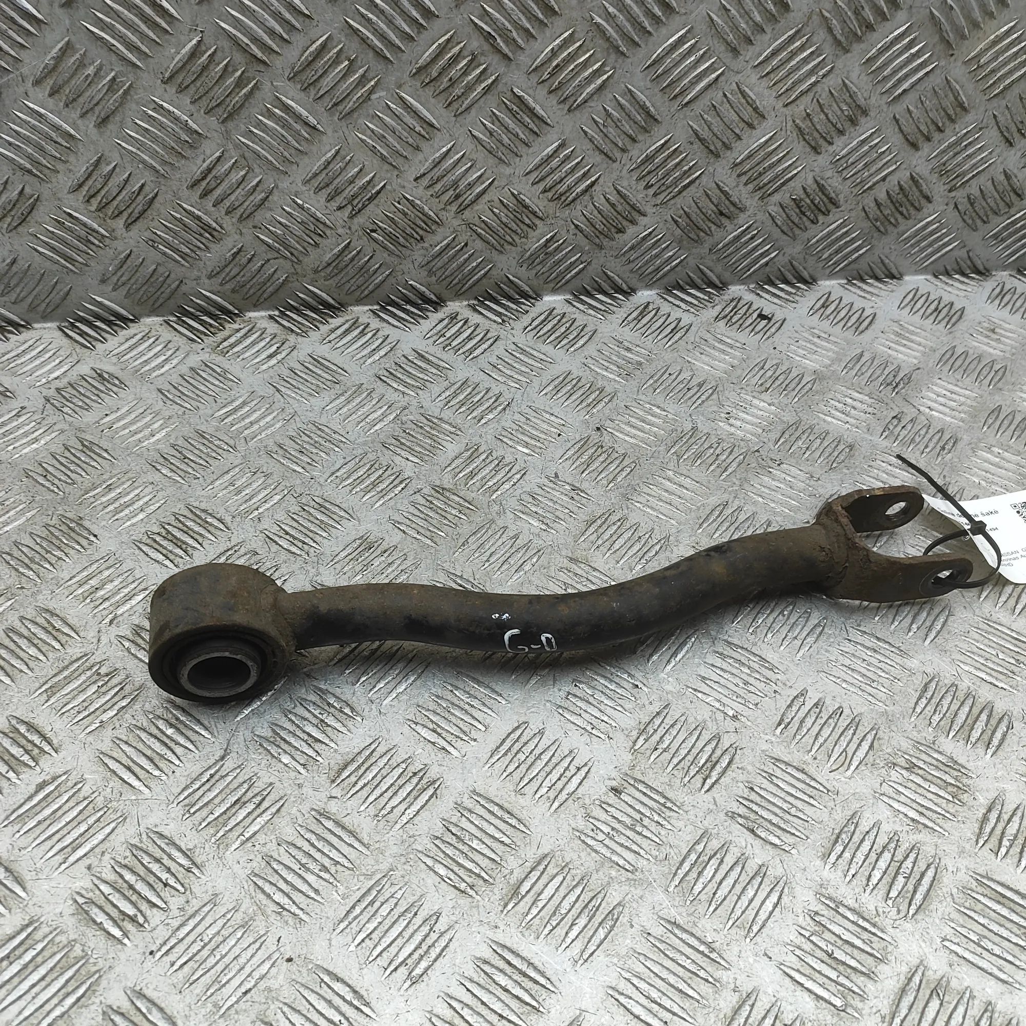 Nissan GT-R Control arm — rear right