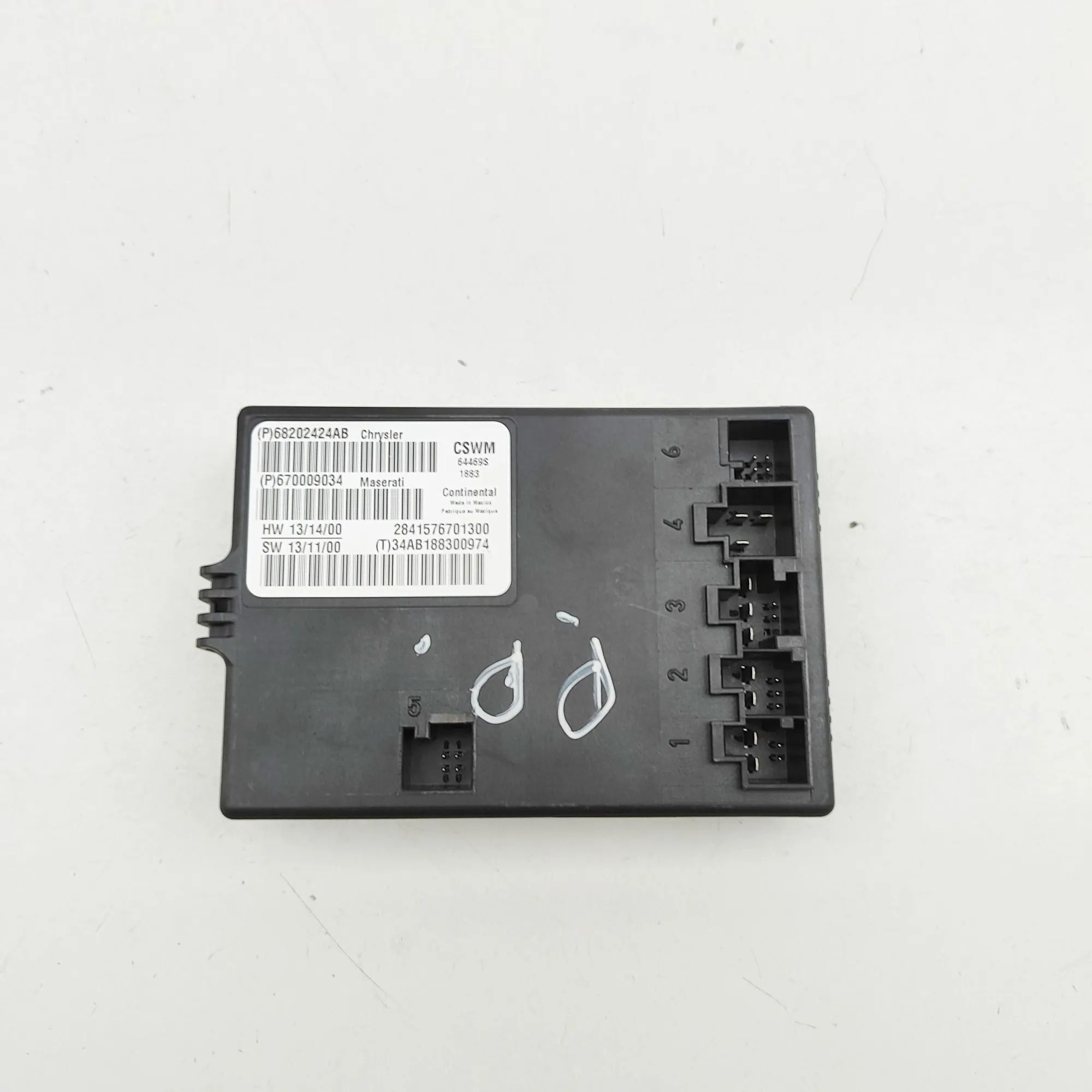 Maserati Ghibli Front Right Seat Control Unit Front Right Seat Control Unit — MASERATI GHIBLI...