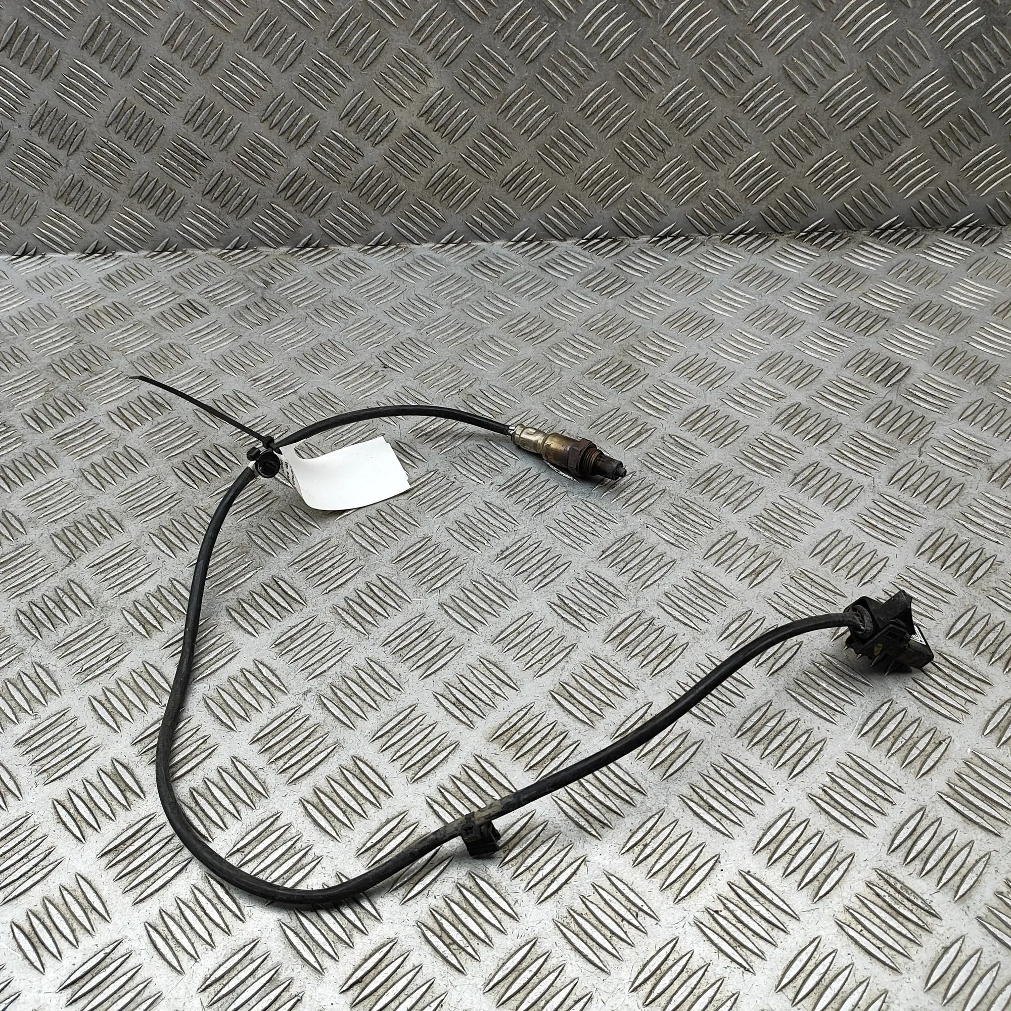 Porsche Cayenne Lambda Oxygen Sensor Lambda Oxygen Sensor — PORSCHE CAYENNE (9Y0/9Y3...