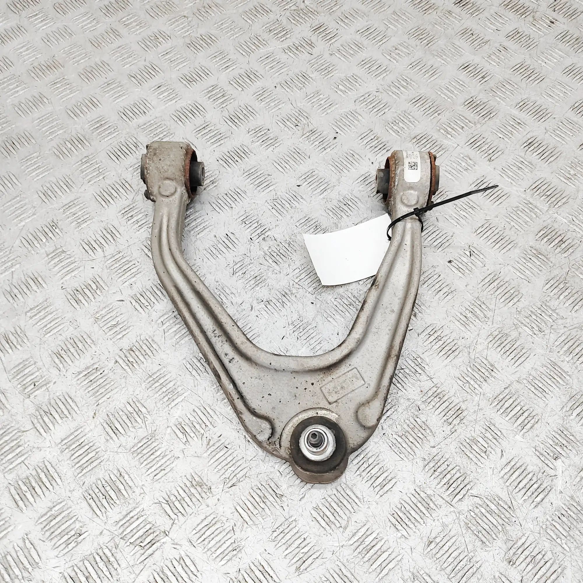 Maserati Ghibli Front Left Upper Control Arm Front Left Upper Control Arm — MASERATI GHIBLI ...
