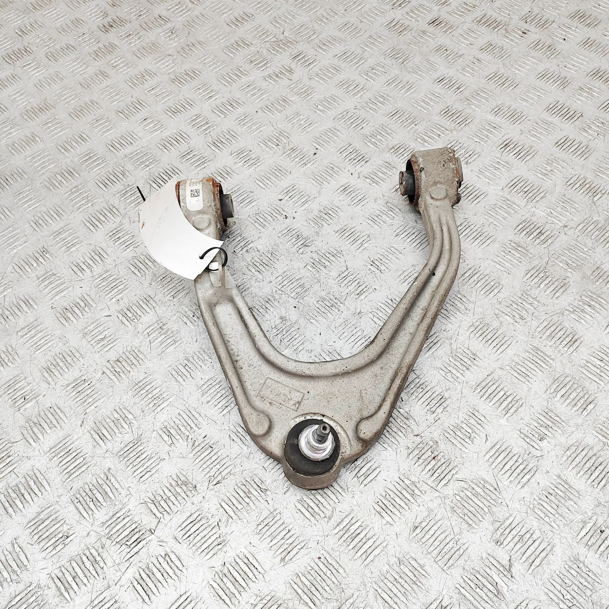 Maserati Ghibli Front Right Upper Control Arm Front Right Upper Control Arm — MASERATI GHIBLI...