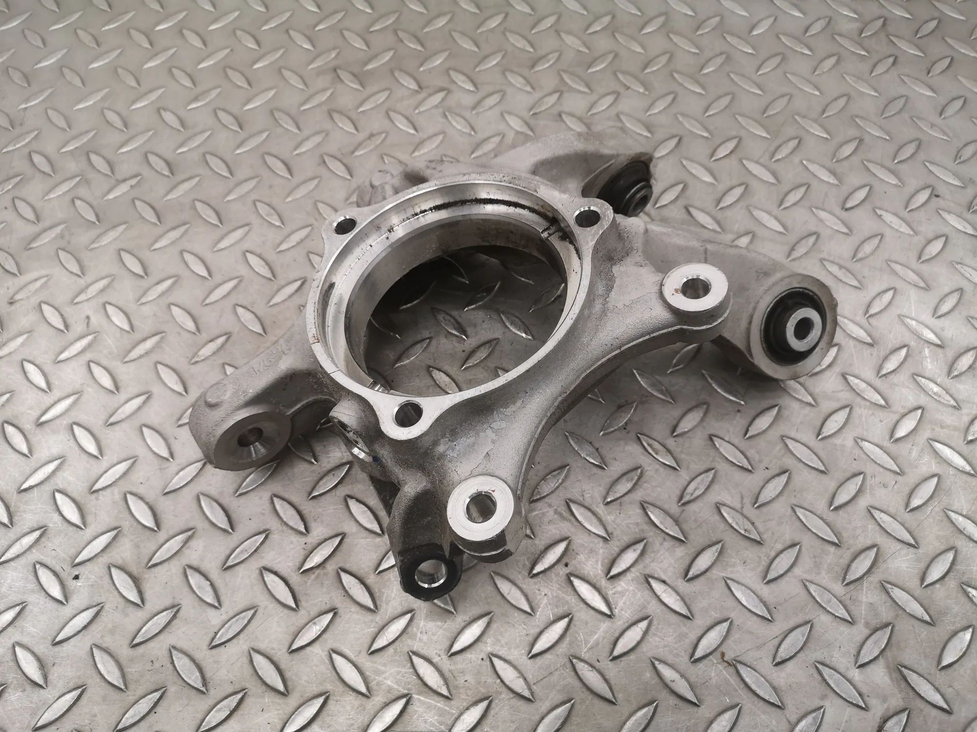 Kia EV6 Rear Left Wheel Hub Spindle Rear Left Wheel Hub Spindle — KIA EV6 (CV) (202...