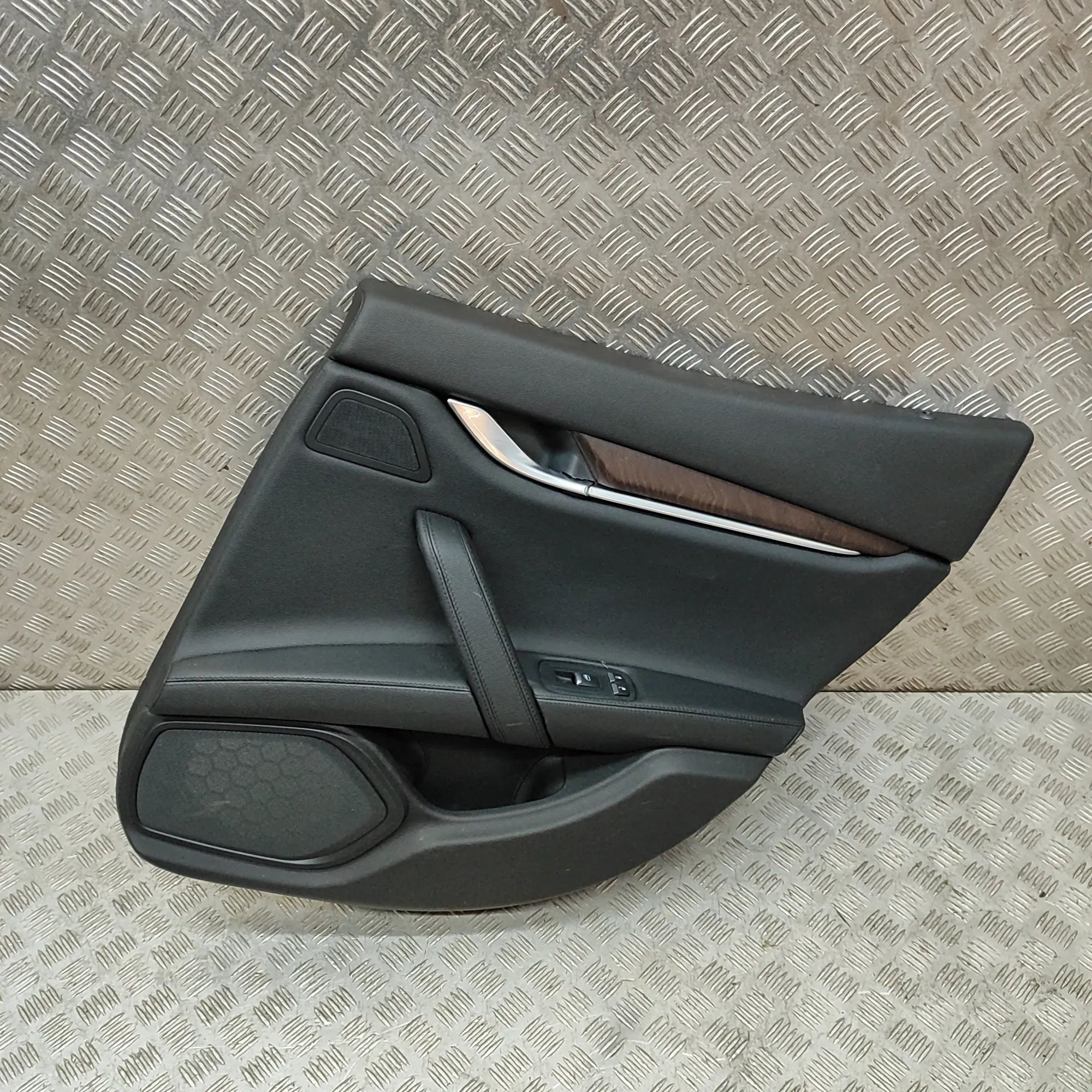 Maserati Ghibli Rear Right Door Panel Rear Right Door Panel — MASERATI GHIBLI (M157) ...