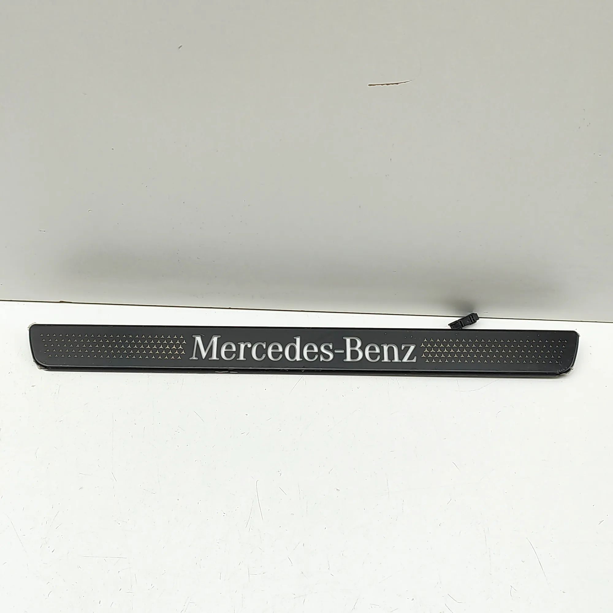 Mercedes-Benz GLA / EQA (H247) Sill trim — front right Sill trim — front right — MERCEDES BENZ GLA (H2...