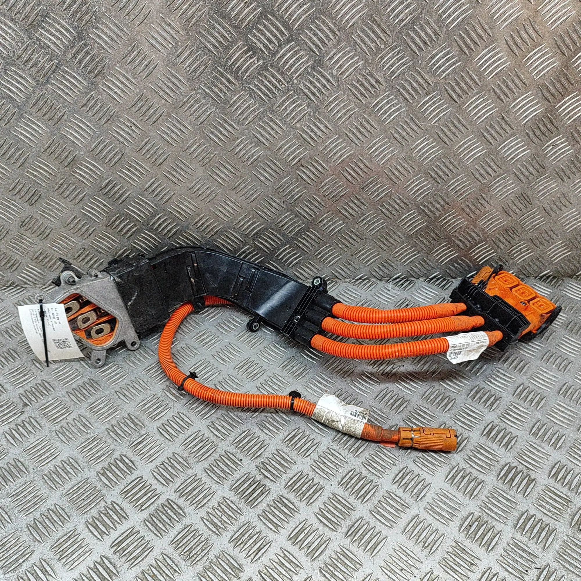 Volvo V60 Wiring harness Wiring harness — VOLVO V60 (II) (2019-...) — 30...