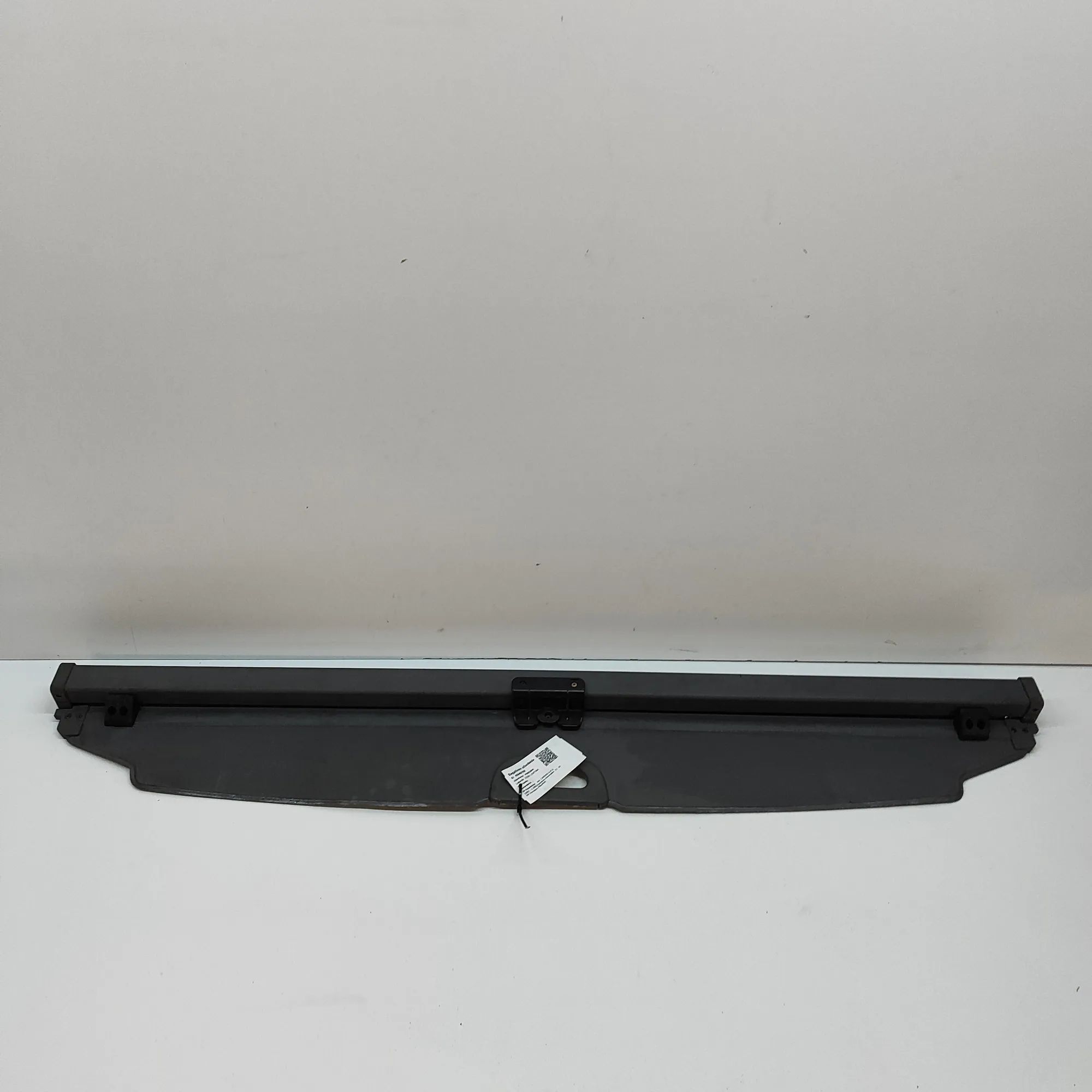 Kia Carens Retractable luggage cover Retractable luggage cover — KIA CARENS (II FJ) ...