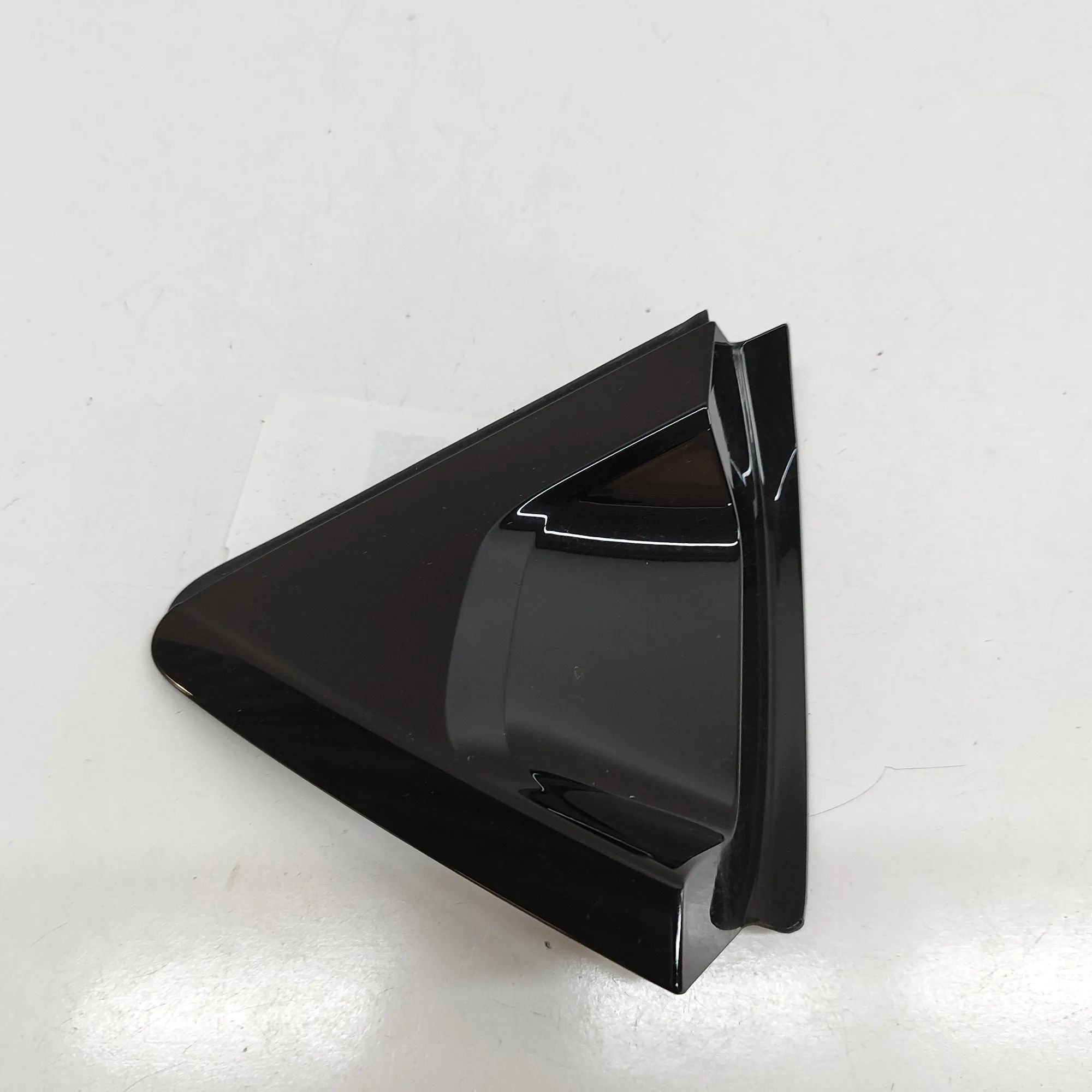 Honda HR-V / e:Ny1 Body moulding — right Body moulding — right — HONDA E:NY1 (2023-...) ...