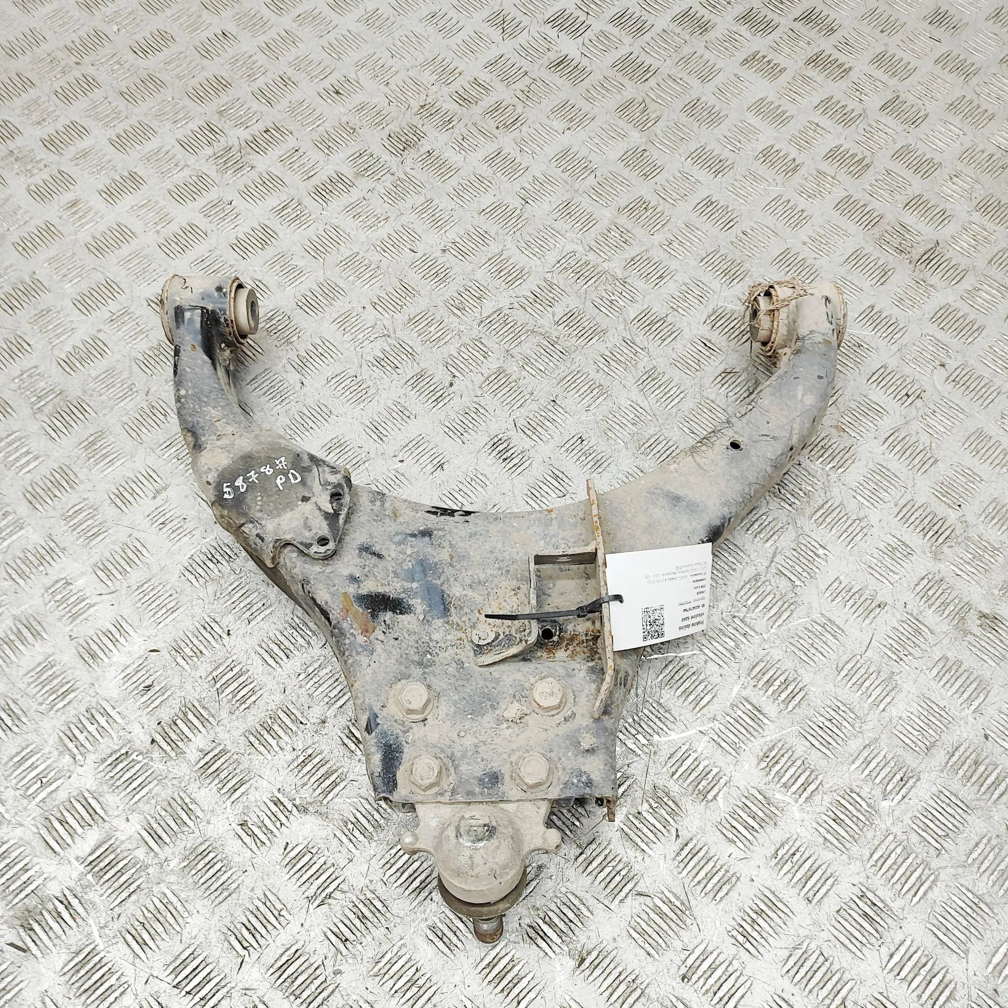 Isuzu  D-Max Front Right Upper Control Arm Front Right Upper Control Arm — ISUZU D-MAX (II...