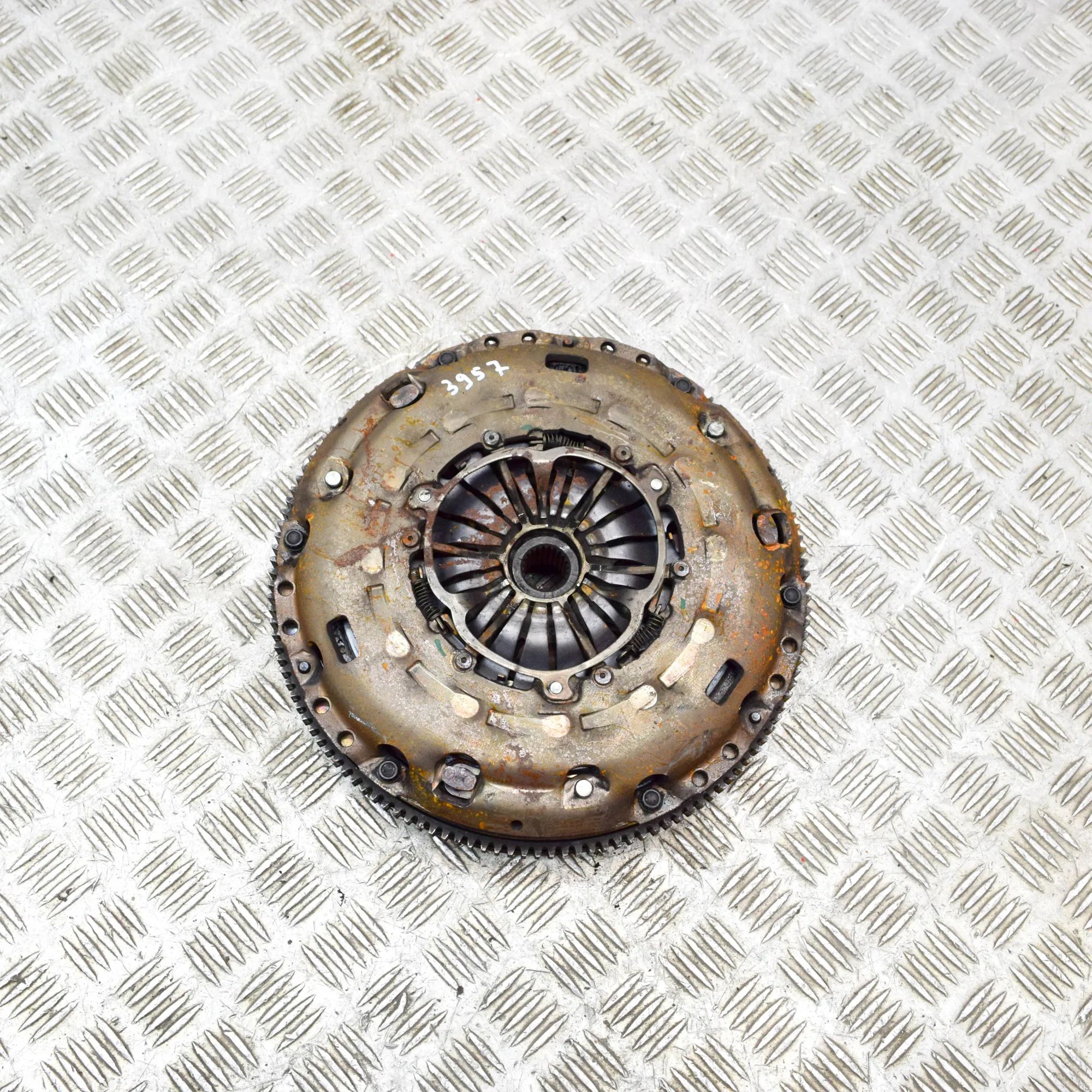 Audi Q3 (8U) siduri komplekt Clutch kit — AUDI Q3 (8U) (2011-2018) — 3240355...