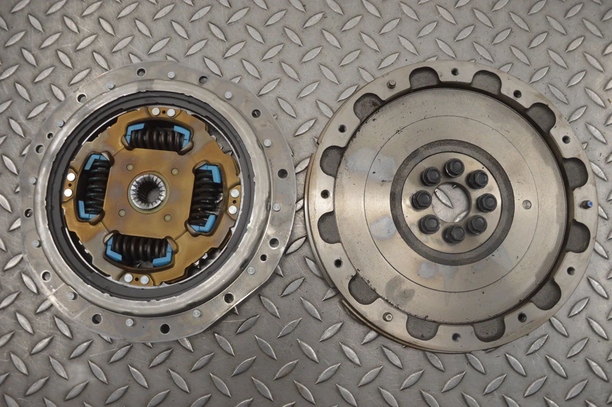 Lexus NX Flywheel Disc Automatic Flywheel Disc Automatic — LEXUS NX (_Z1_) (2014...