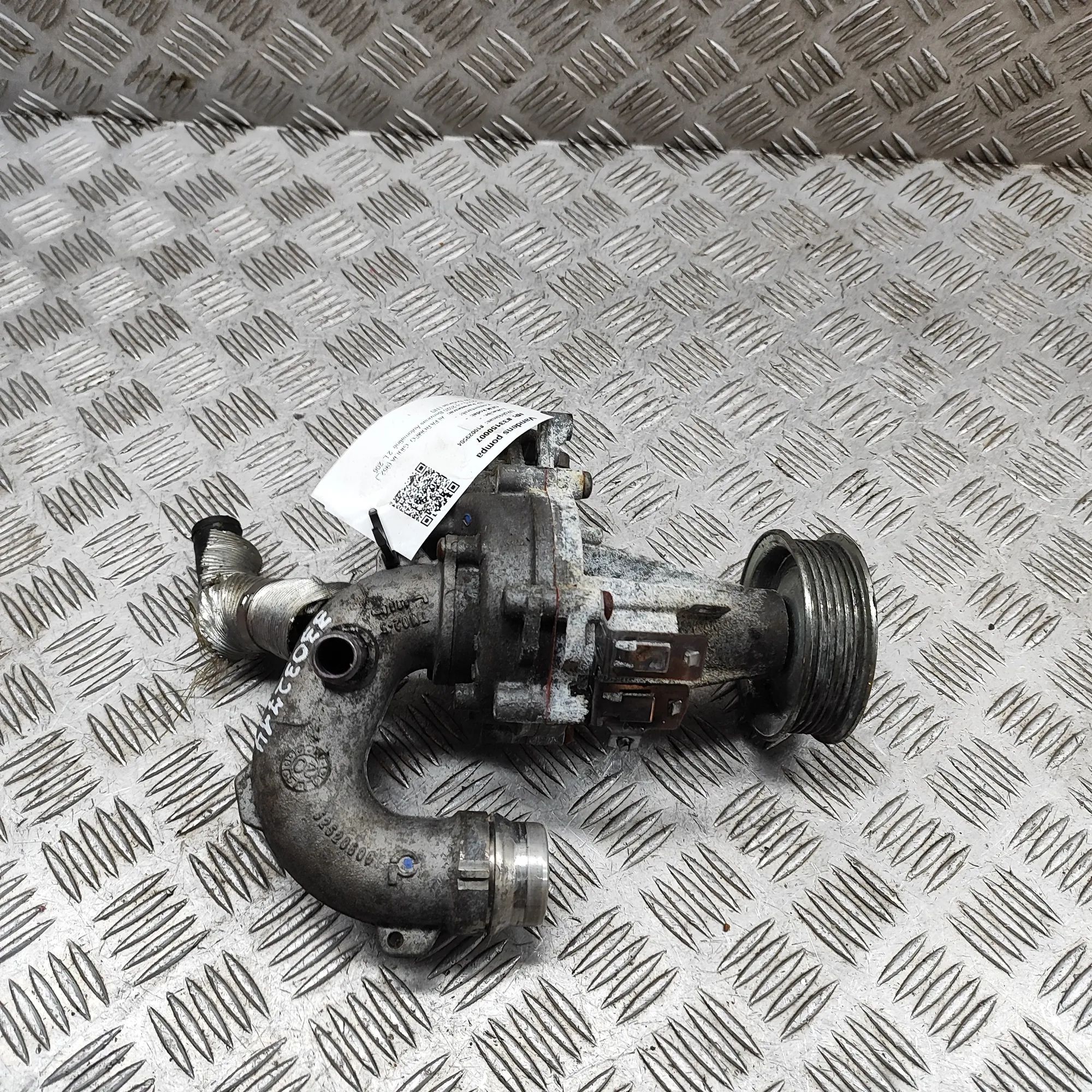 Alfa-Romeo Giulia (952) water pump Water pump — ALFA ROMEO GIULIA (952_) (2015-......