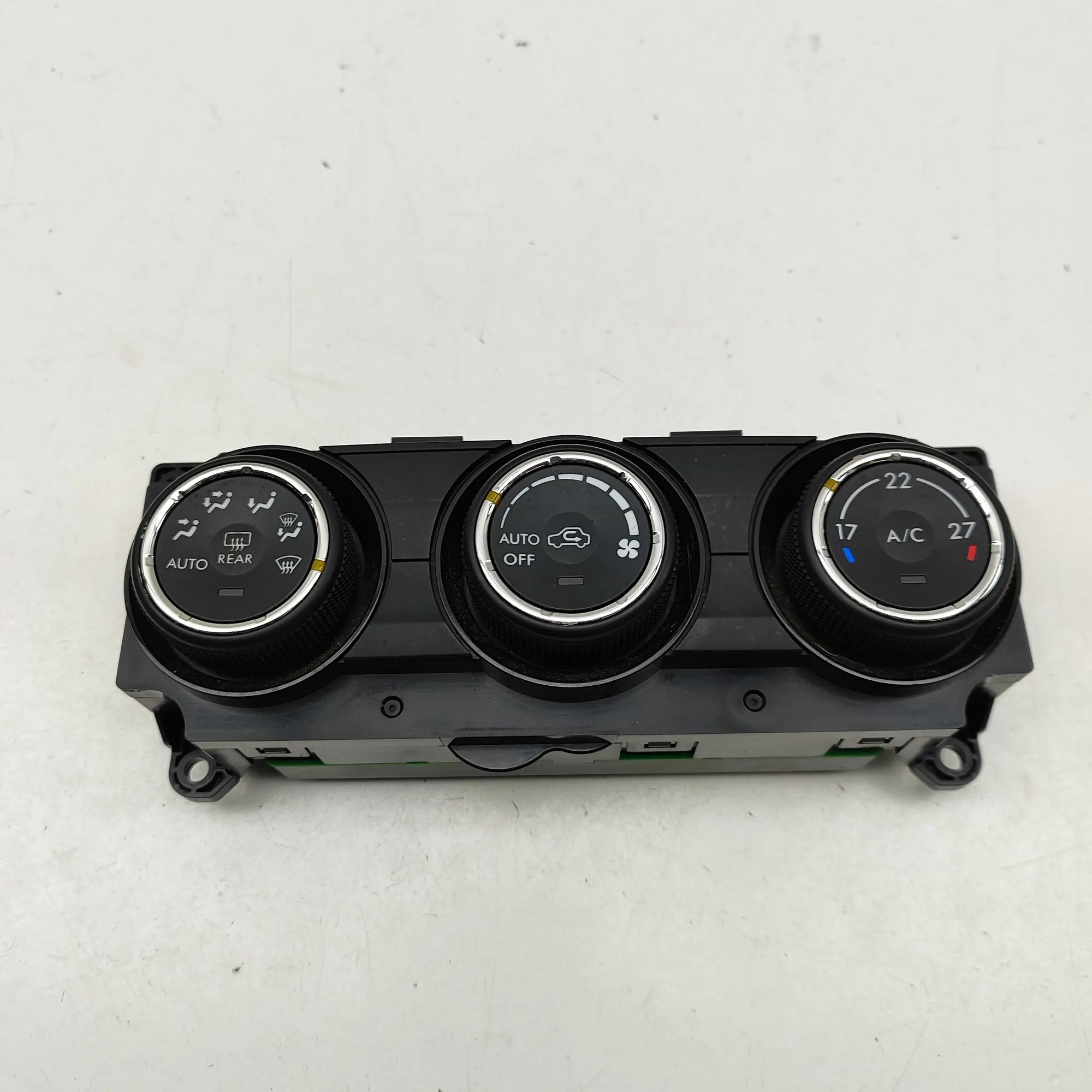 Subaru Forester Climate control unit Climate control unit — SUBARU FORESTER (SJ) (20...