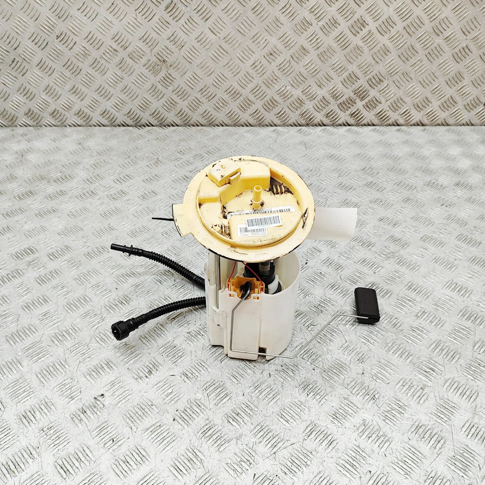 Maserati Levante Fuel Tank Pump Fuel Tank Pump — MASERATI LEVANTE (SUV M161) (2...