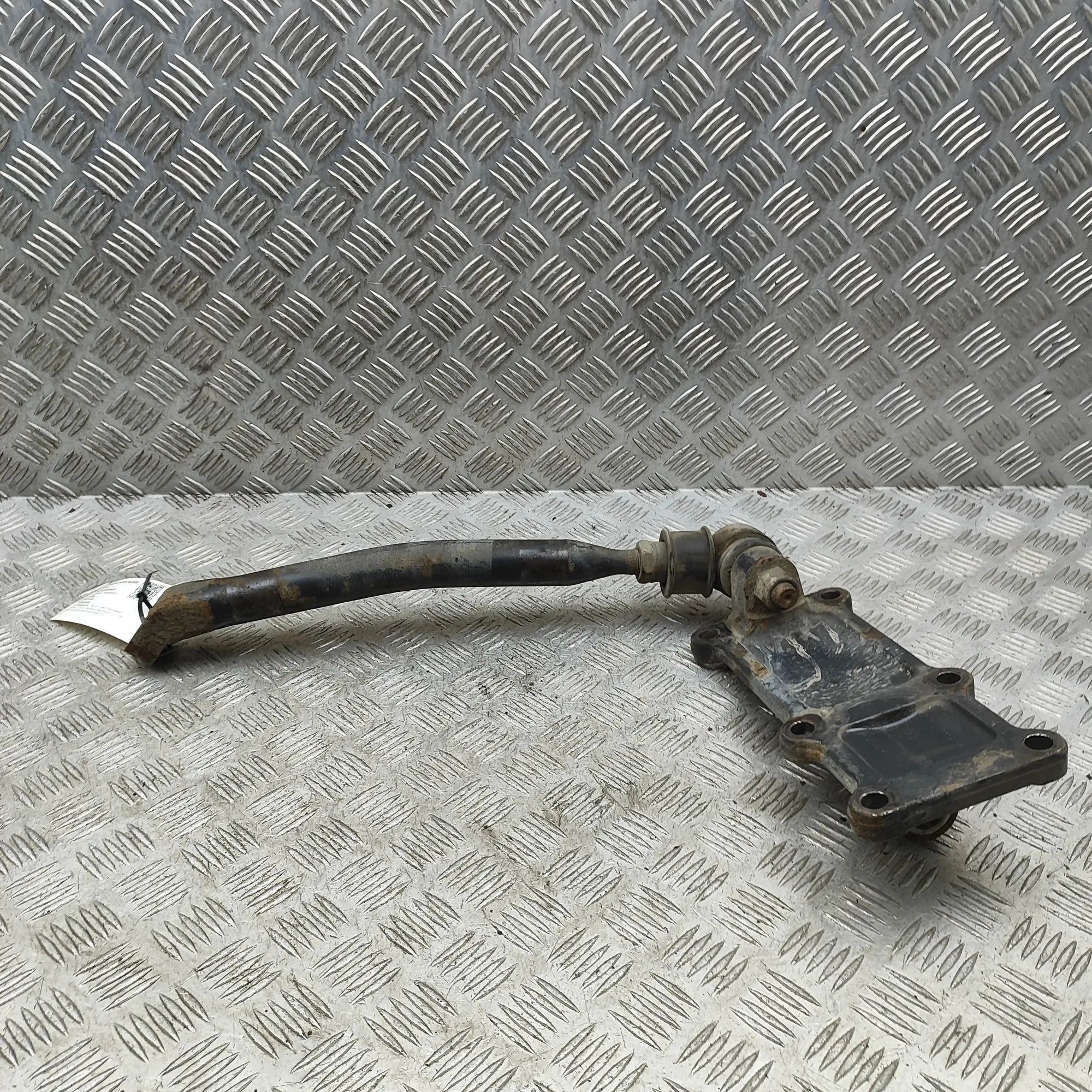 Iveco Daily Front Right Curved Control Arm Front Right Curved Control Arm — IVECO DAILY (V...