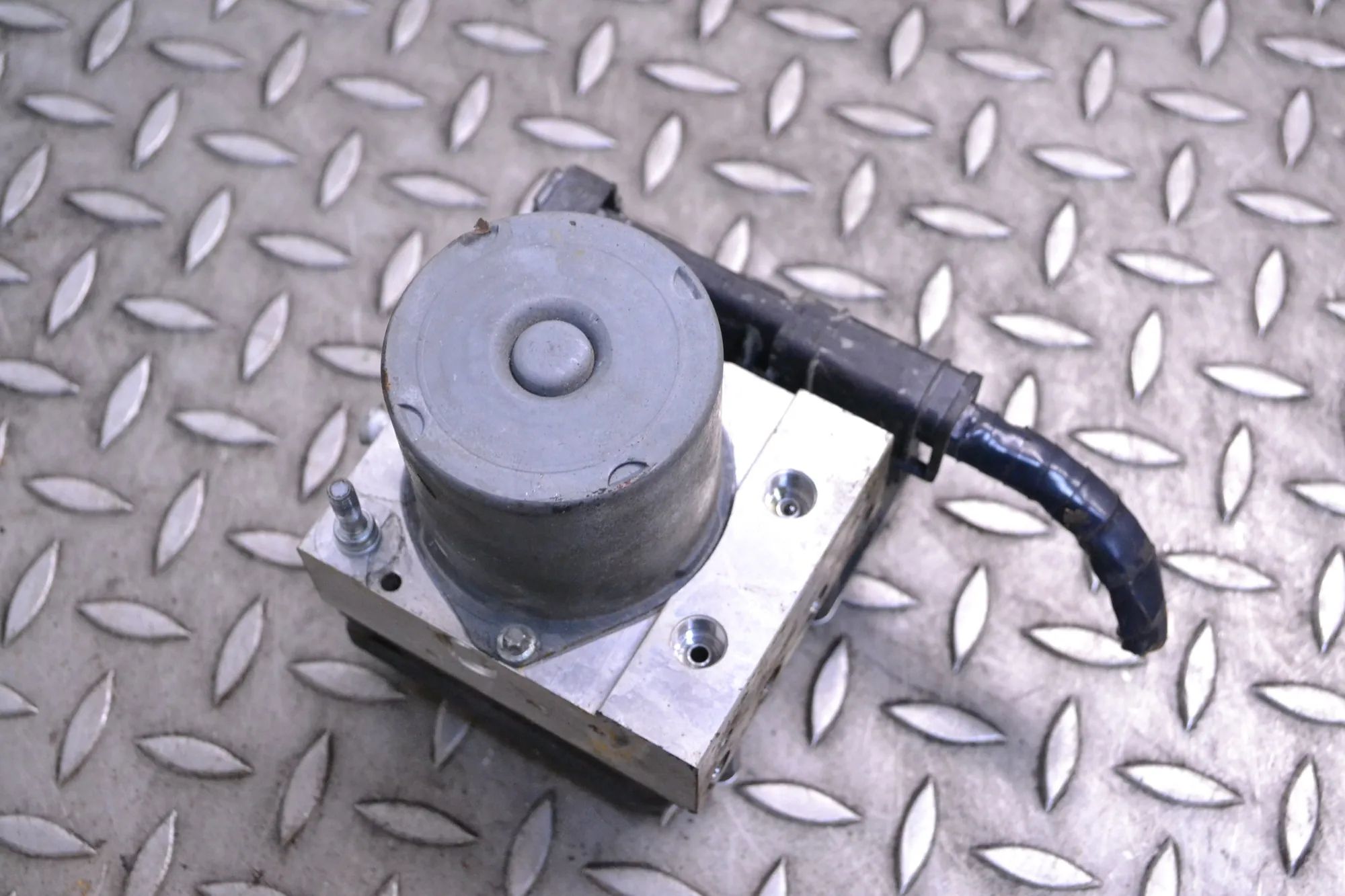 Mazda MX-5 АБС Гидронасос  ABS Pump — MAZDA MX-5 (III NC) (2005-2014) — 02...