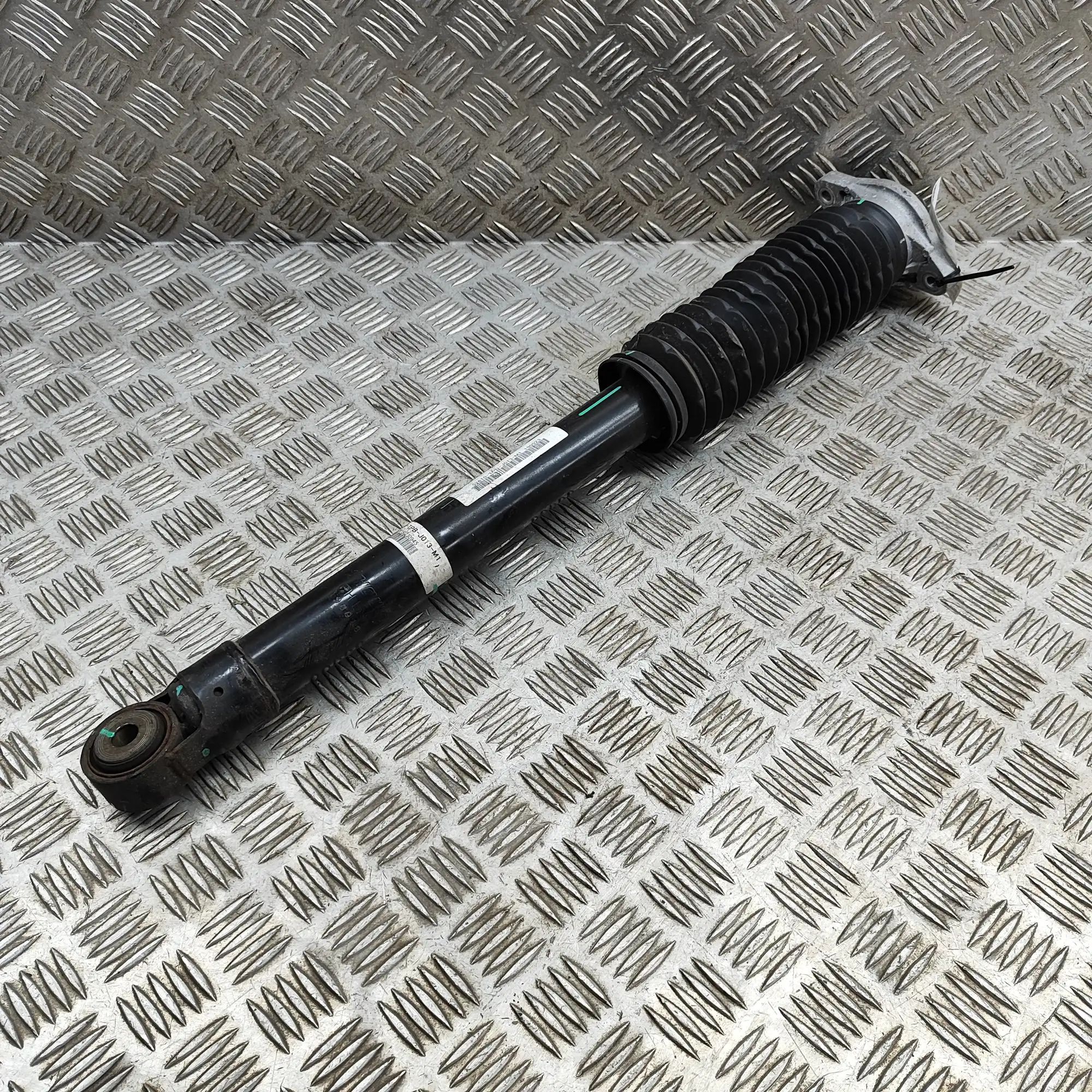 Honda CR-V Shock absorber — rear left Shock absorber — rear left — HONDA CR-V (V RW) ...