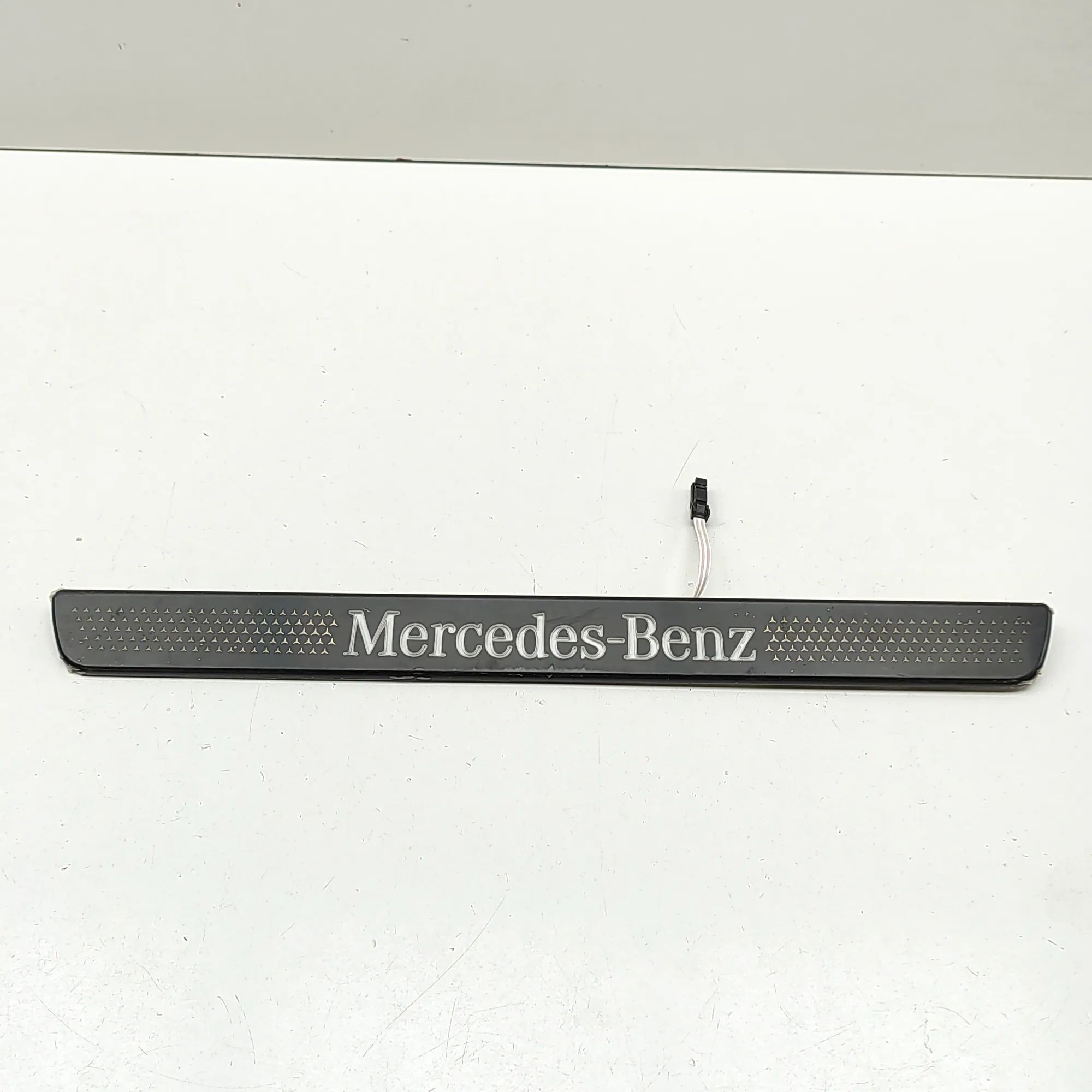 Mercedes-Benz GLA / EQA (H247) Sill trim — front left Sill trim — front left — MERCEDES BENZ GLA (H24...