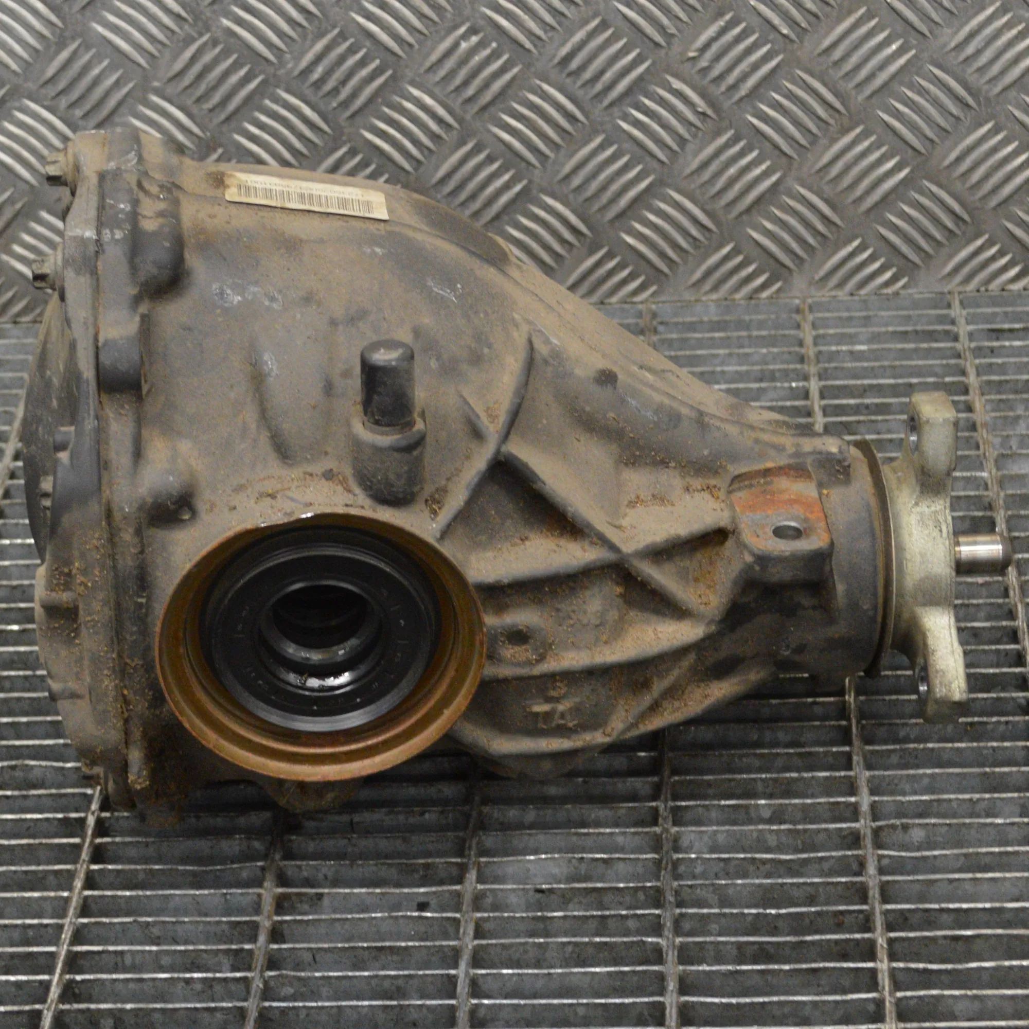 Mercedes-Benz SLK (R172) задний редуктор Rear differential — MERCEDES BENZ SLK (R172) (2...