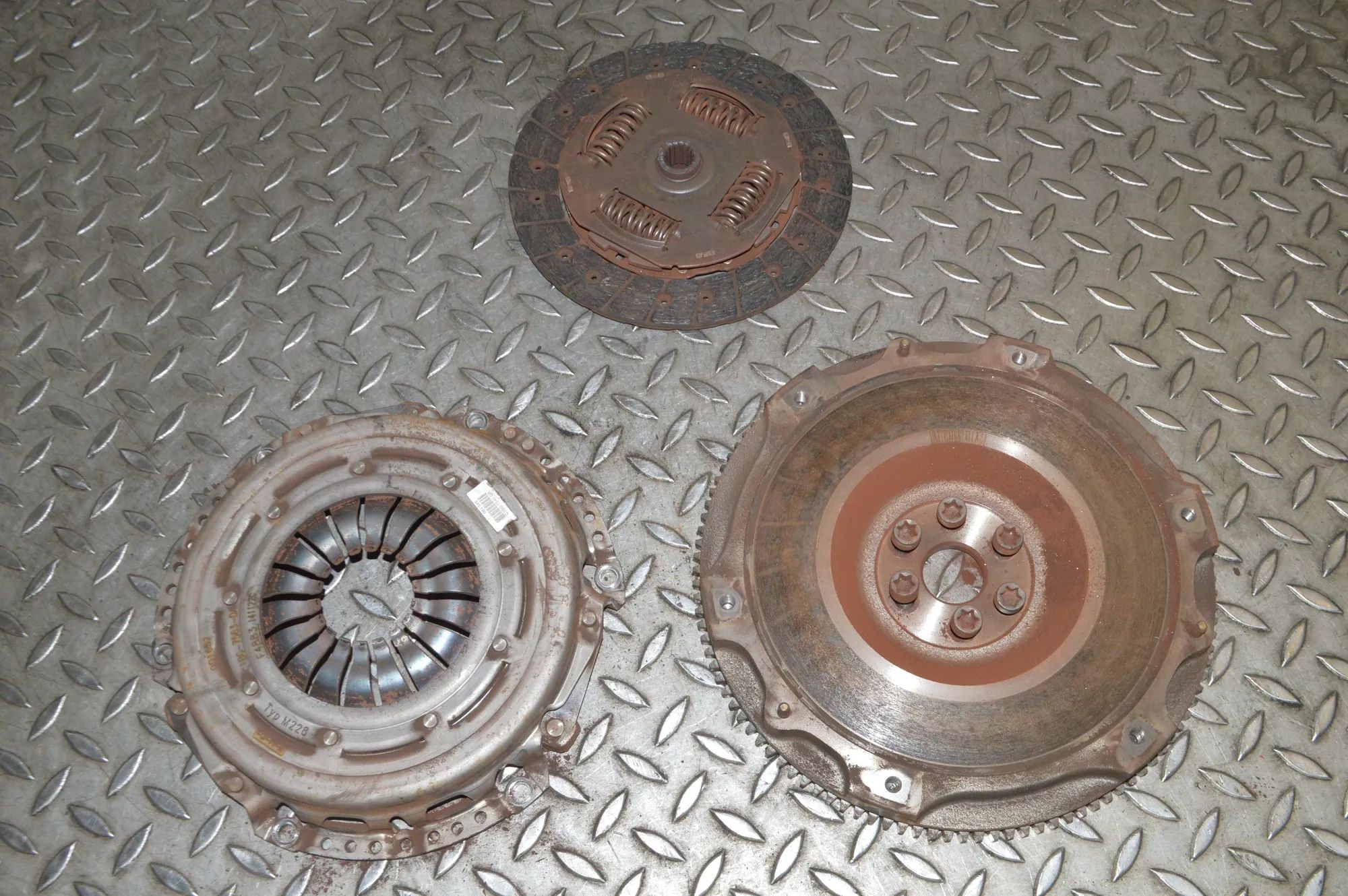 Ford Fiesta siduri komplekt Clutch kit — FORD FIESTA (VI) (2008-...) — cm5g...