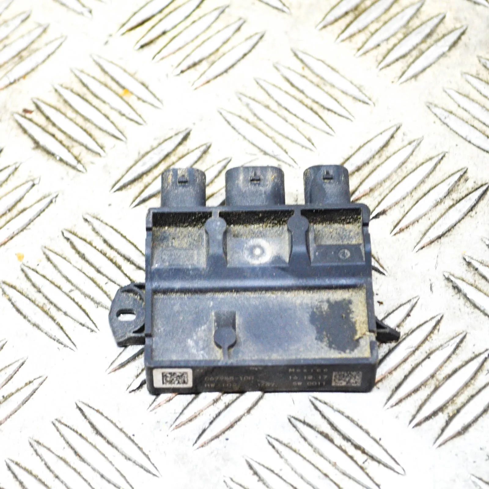 Honda Odyssey Tailgate Bootlid Control Unit Tailgate Bootlid Control Unit — HONDA ODYSSEY (...