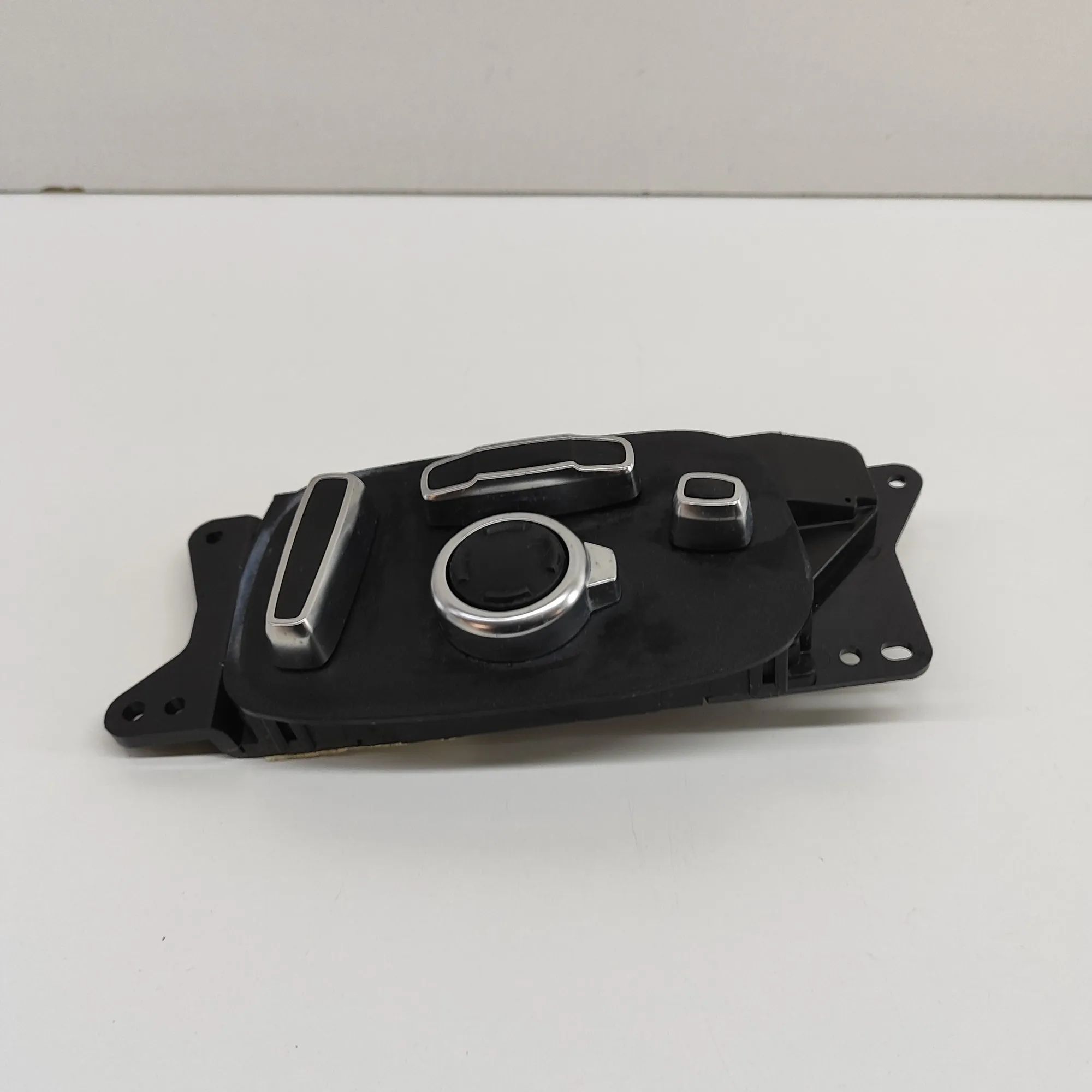 Land Rover Range Rover Sport (L494) Left Seat Control Switches Left Seat Control Switches — LAND ROVER RANGE R...