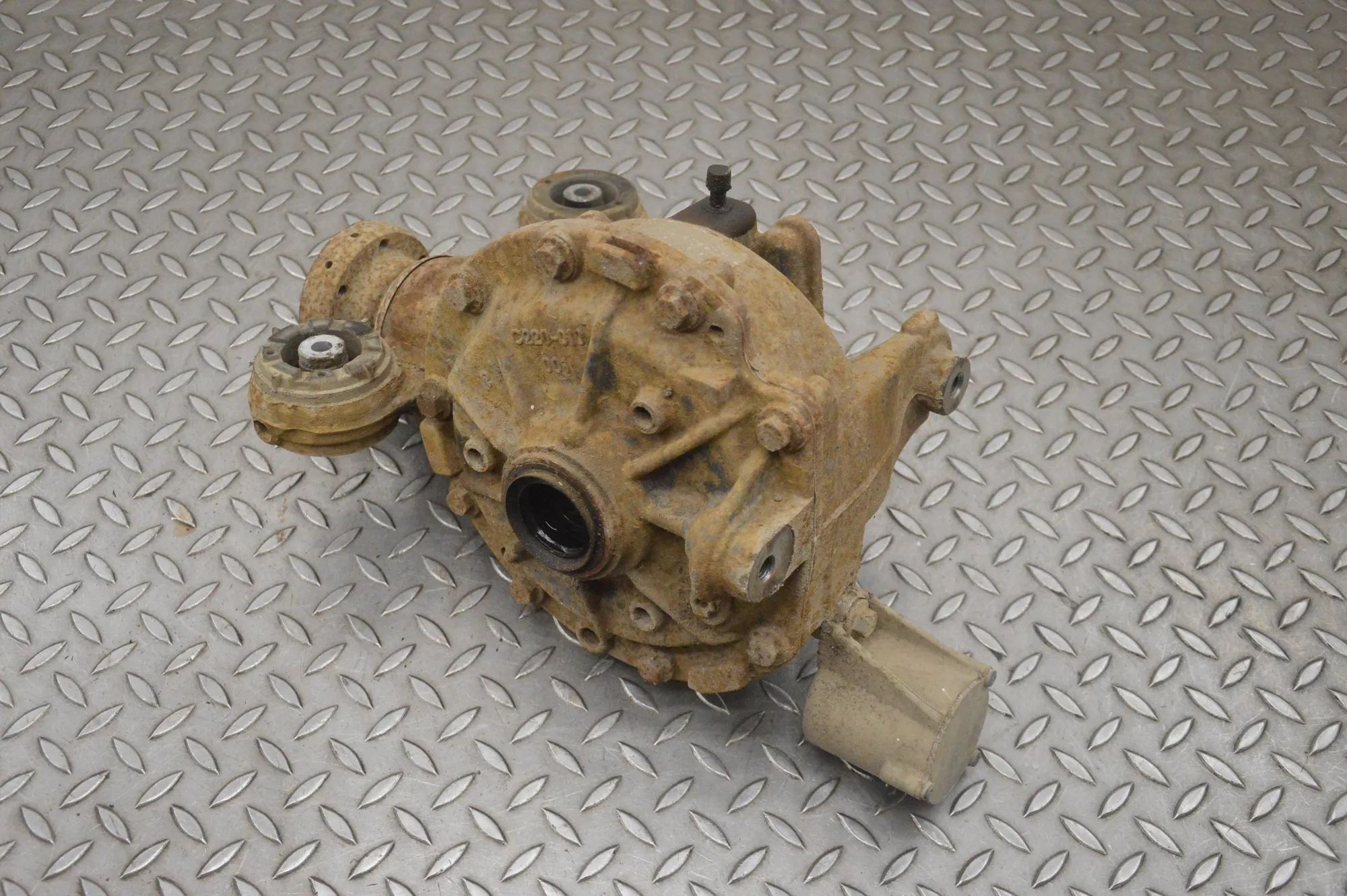 Jaguar XJ задний редуктор Rear differential — JAGUAR XJ (X351) (2009-...)...