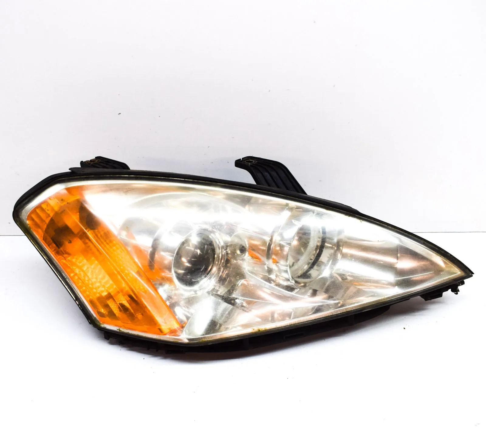 Ssangyong Kyron Front Right Headlight Front Right Headlight — SSANGYONG KYRON (2005-2...