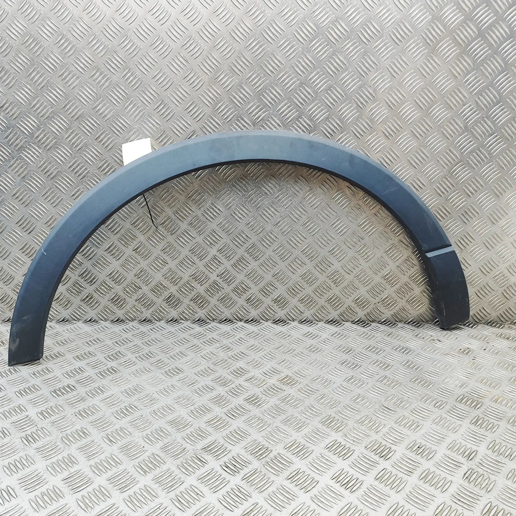 Audi Q3 (F3) Wheel arch trim — rear right Wheel arch trim — rear right — AUDI Q3 (F3) (20...