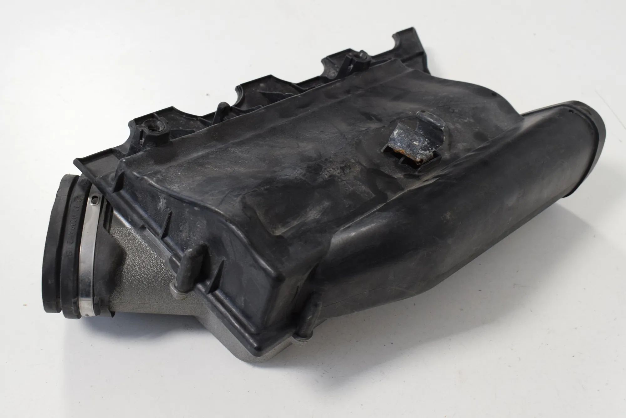 Mercedes-Benz A (W169) Air filter box  Air Filter Box — MERCEDES BENZ S-CLASS (W221) (...