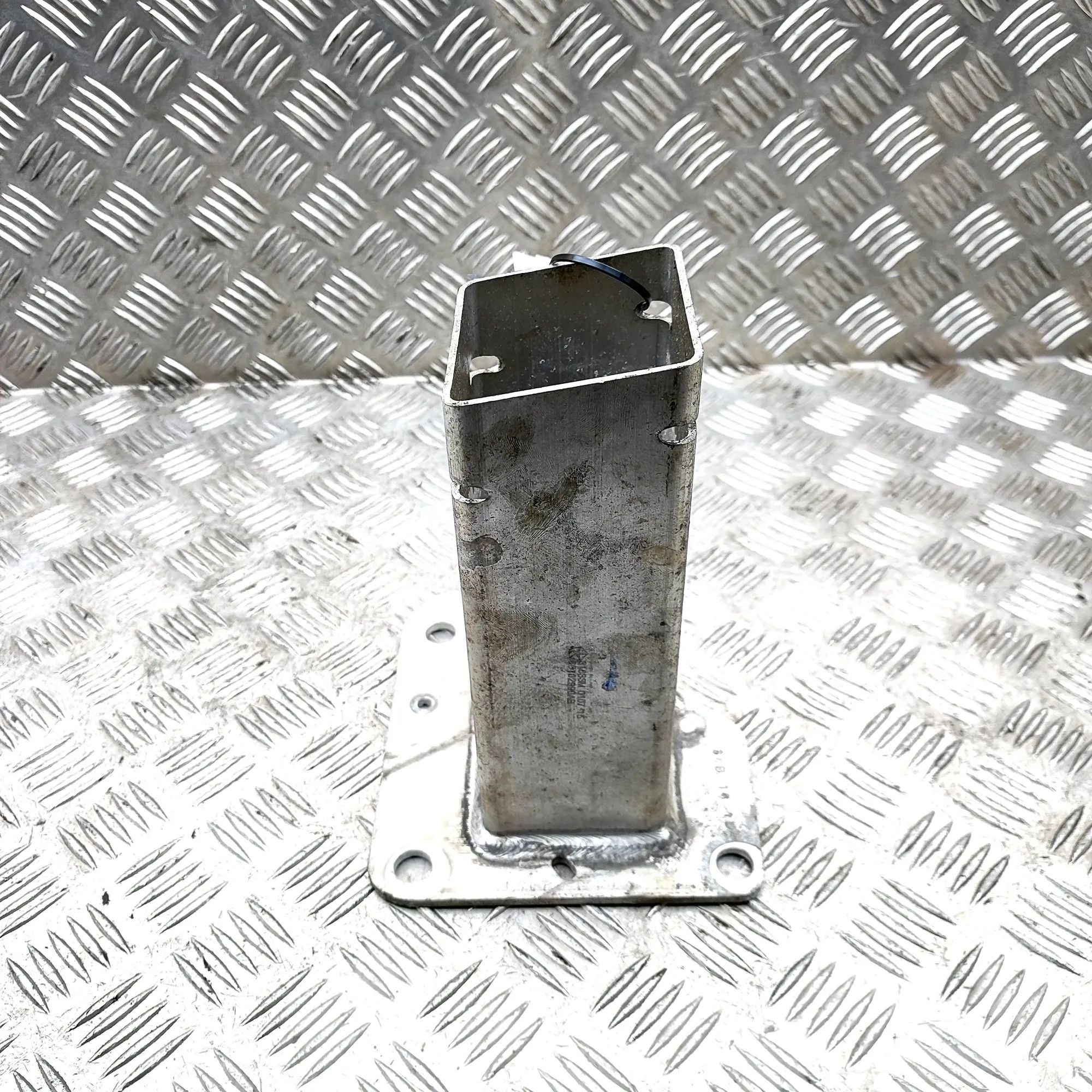 Jeep Cherokee (KL) Right Side Crash Absorber Right Side Crash Absorber — JEEP CHEROKEE (KL) ...