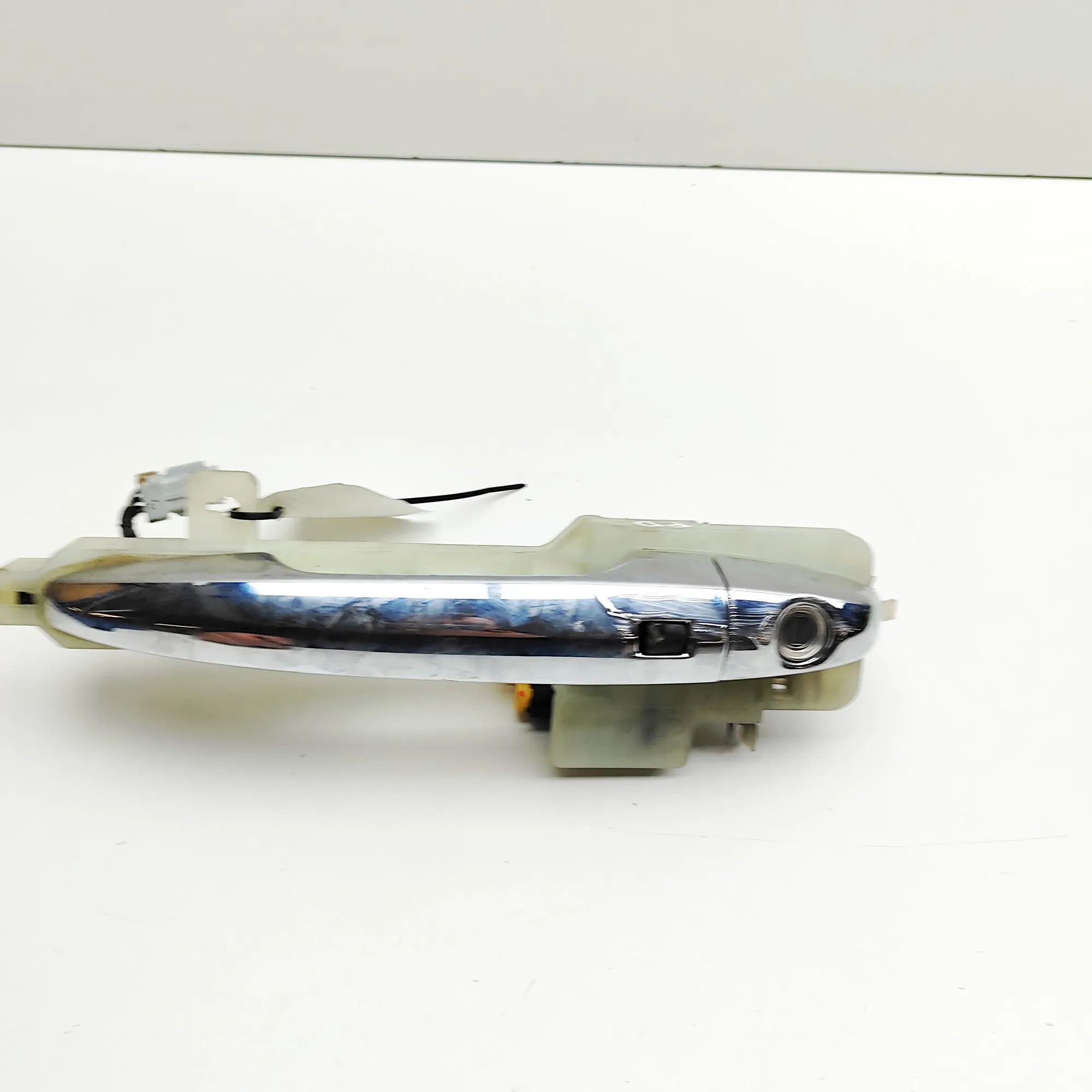 Kia Niro Exterior door handle — front right Exterior door handle — front right — KIA NIRO (...