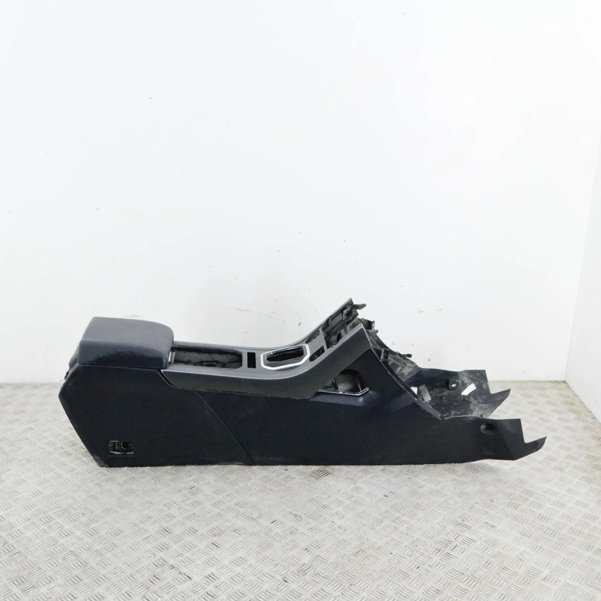 Land Rover Range Rover Evoque center console center Console — LAND ROVER RANGE ROVER EVOQUE ...