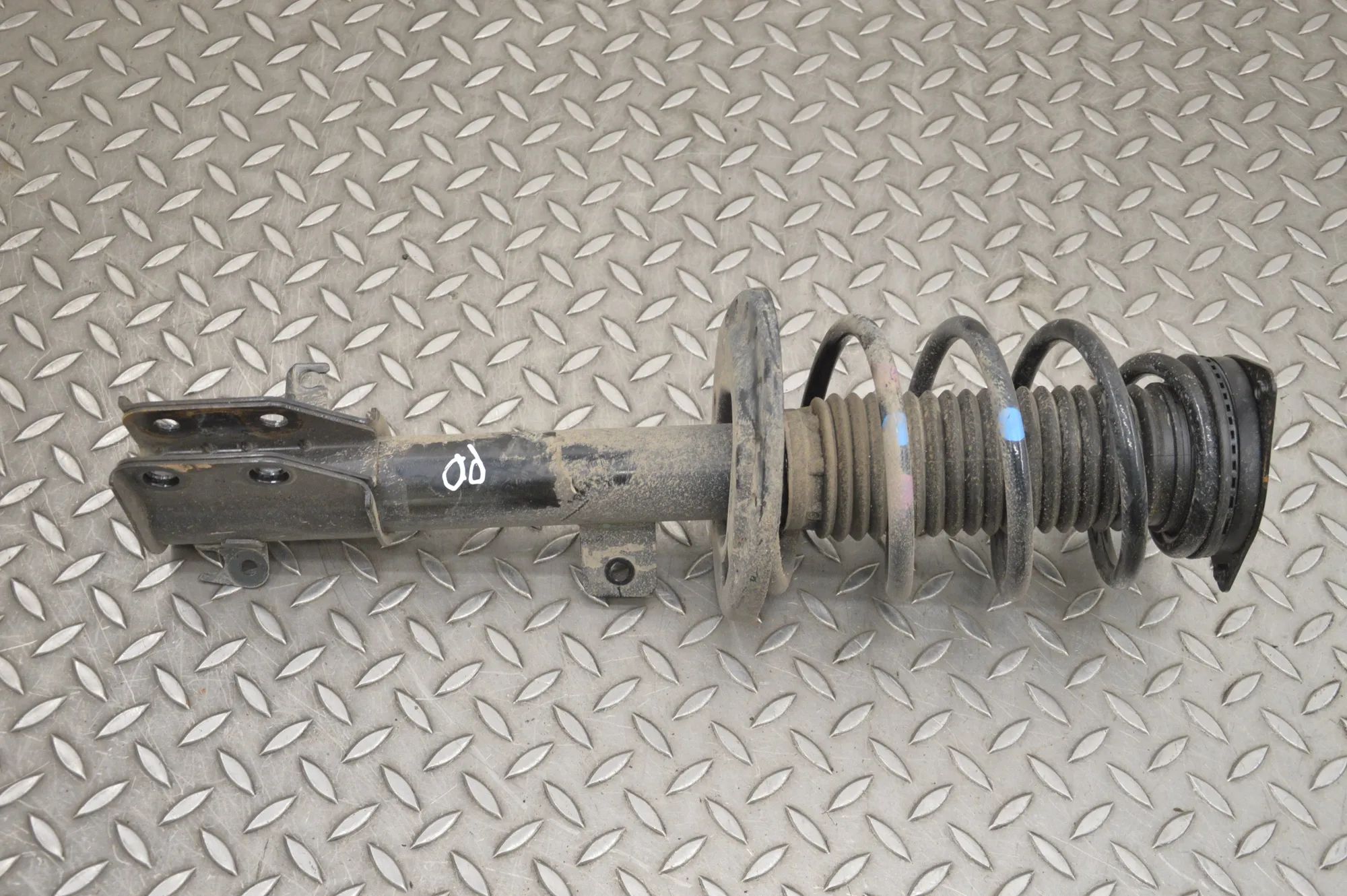 Opel Mokka (B) Shock absorber — front right Shock absorber — front right — OPEL MOKKA (2020...