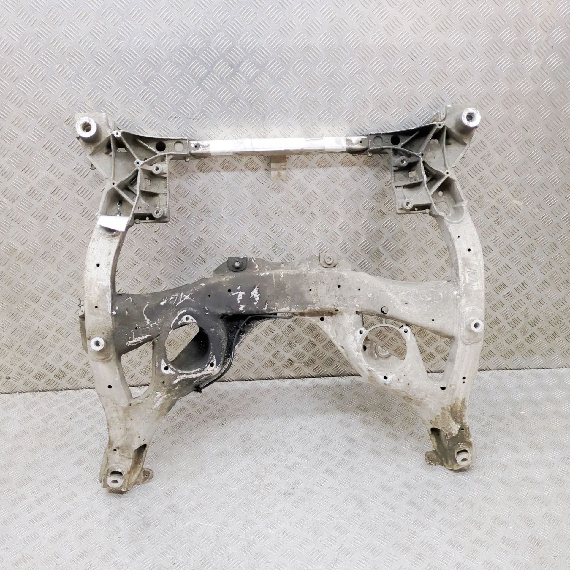 BMW 5 (F10 / F11) Front subframe Front subframe — BMW 5 SERIES (F10) (2009-2016)...