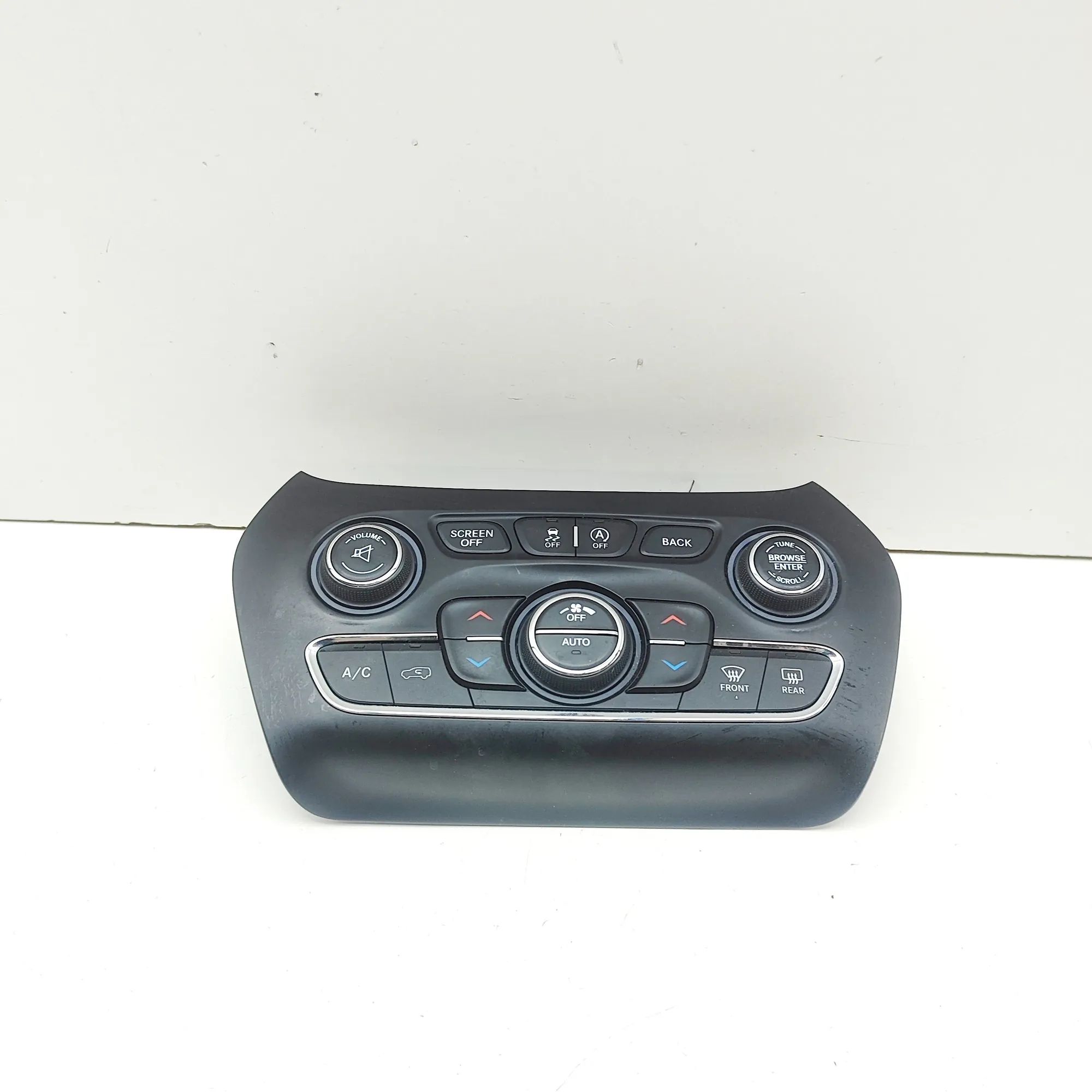 Jeep Cherokee (KL) Climate control unit Climate control unit — JEEP CHEROKEE (KL) (2013...