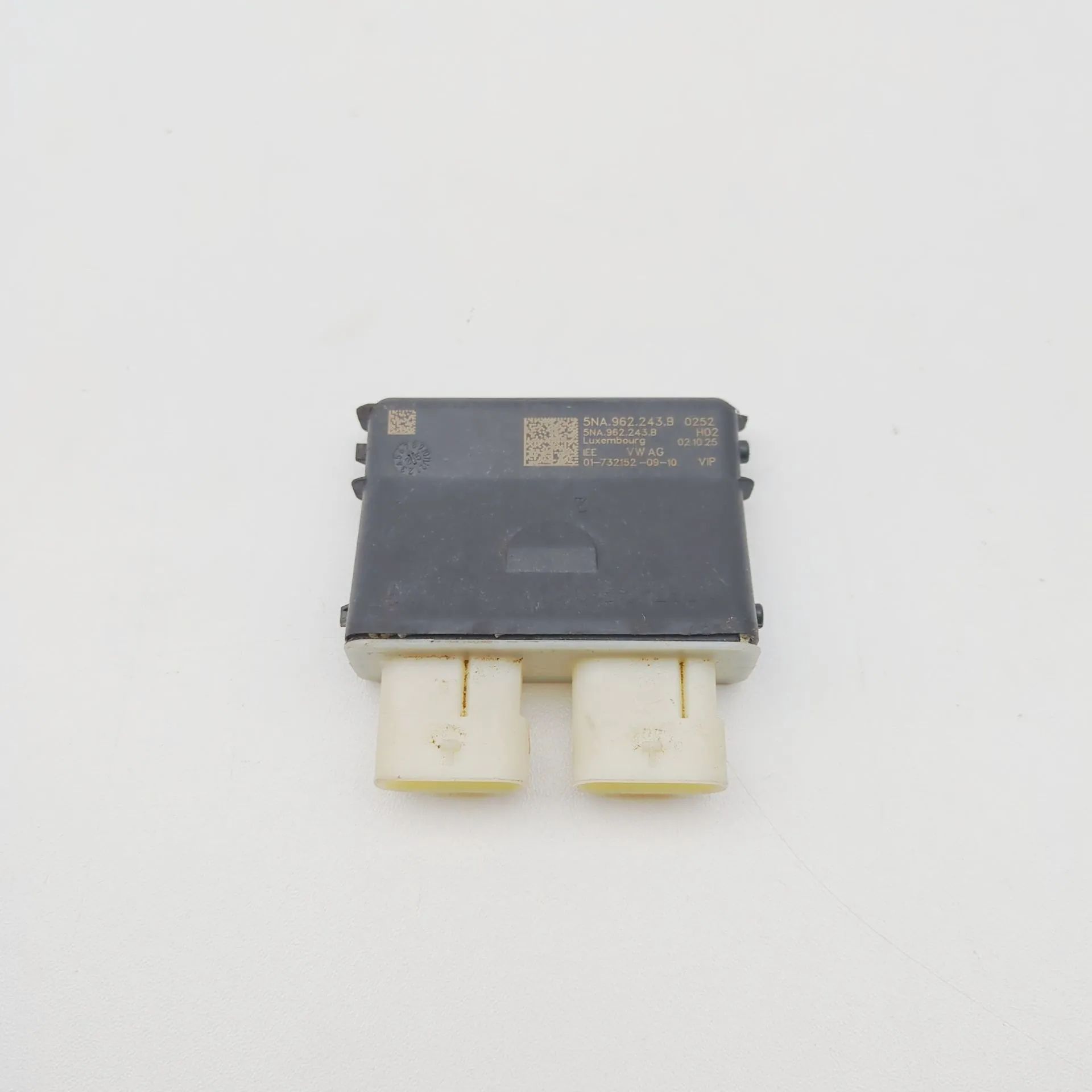 Skoda Karoq Tailgate Bootlid Control Unit Tailgate Bootlid Control Unit — SKODA KAROQ (NU...