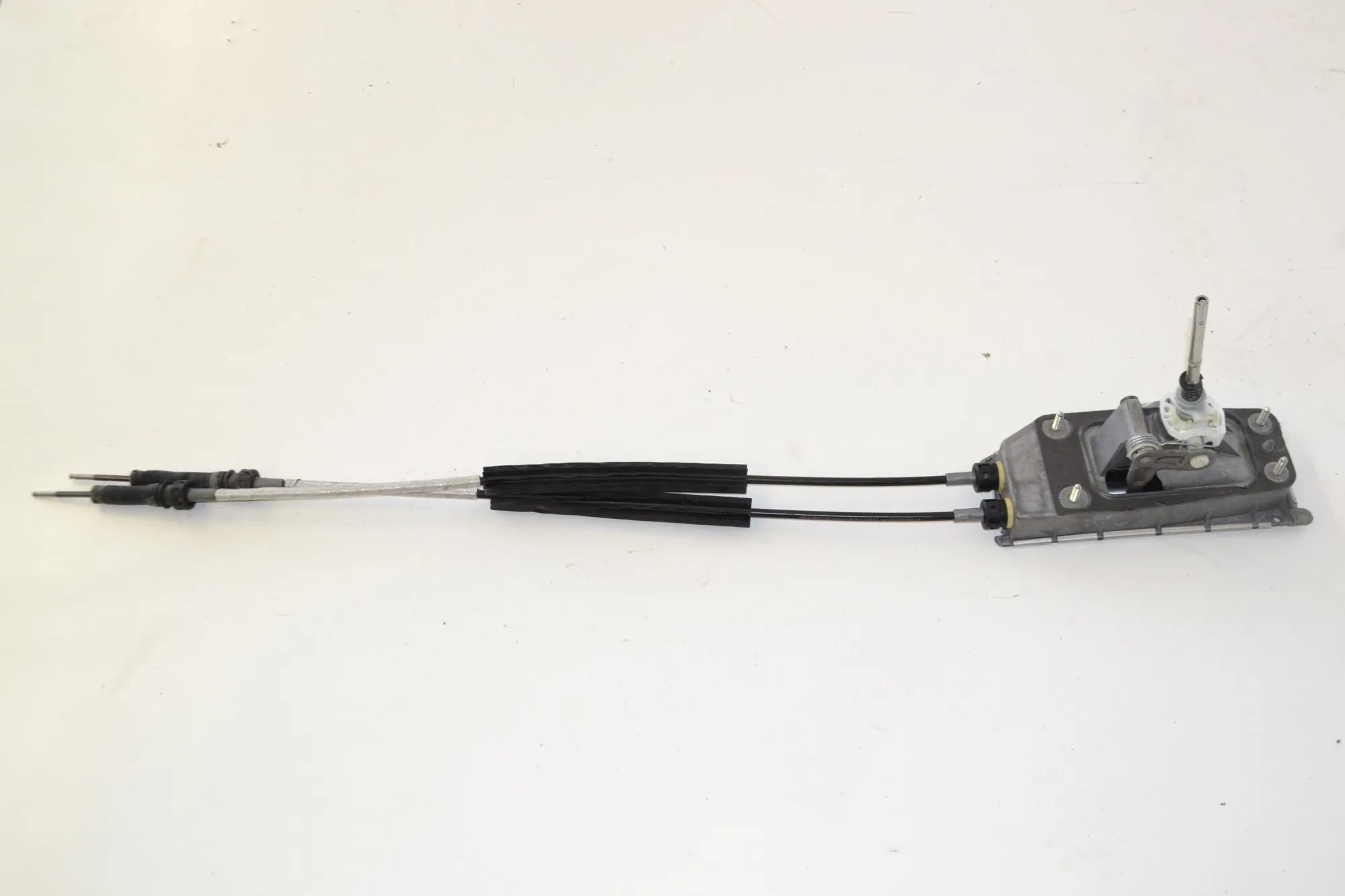 Audi A1 (8X) Gear Shifting Mechanism Gear Shifting Mechanism — AUDI A1 (8X1, 8XK) (2...
